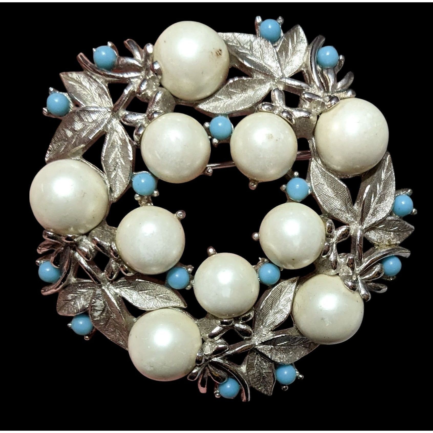 Other Vintage Sarah Coventry Blue And Silver Floral Wreath Brooch Size ONE SIZE - 1 Thumbnail