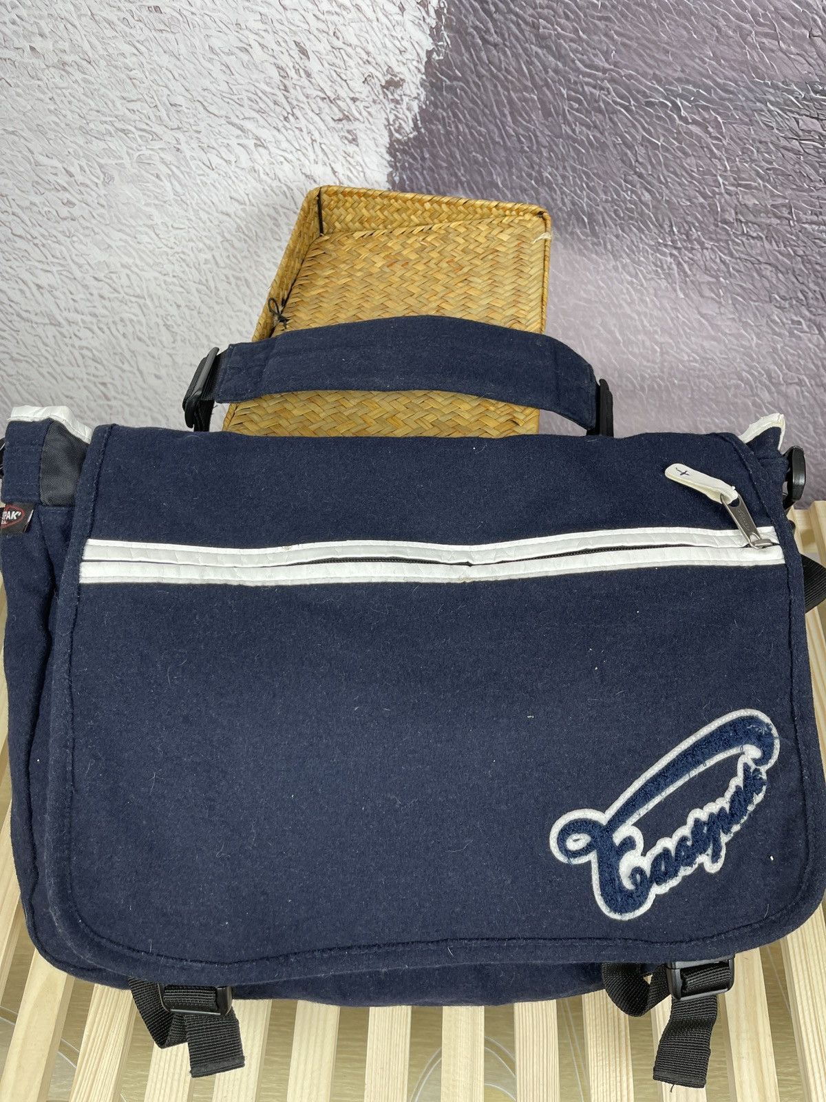 Eastpak Eastpak Delegate vintage logo blue navy crossbody bag Size ONE SIZE - 5 Thumbnail