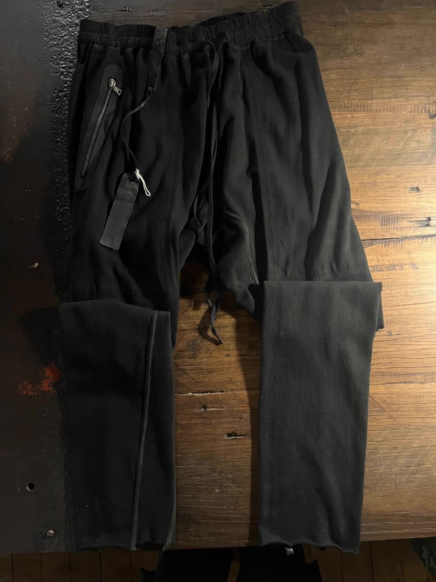 Isaac Sellam Experience Isaac Sellam 17SS Black Paneled Ruched Casual Pants Ｑ25 Size US 34 / EU 50 - 1 Thumbnail