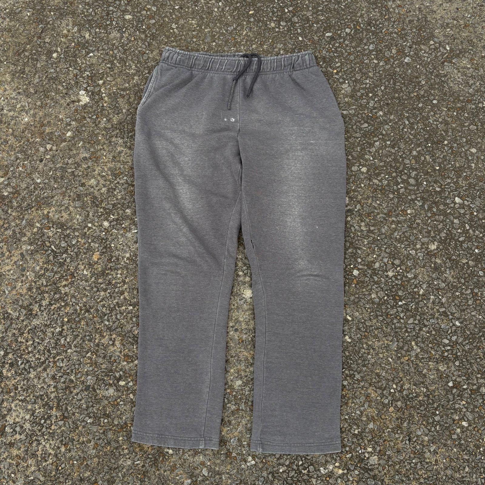 Nike Y2K faded gray baggy sweatpants Size US 34 / EU 50 - 1 Thumbnail