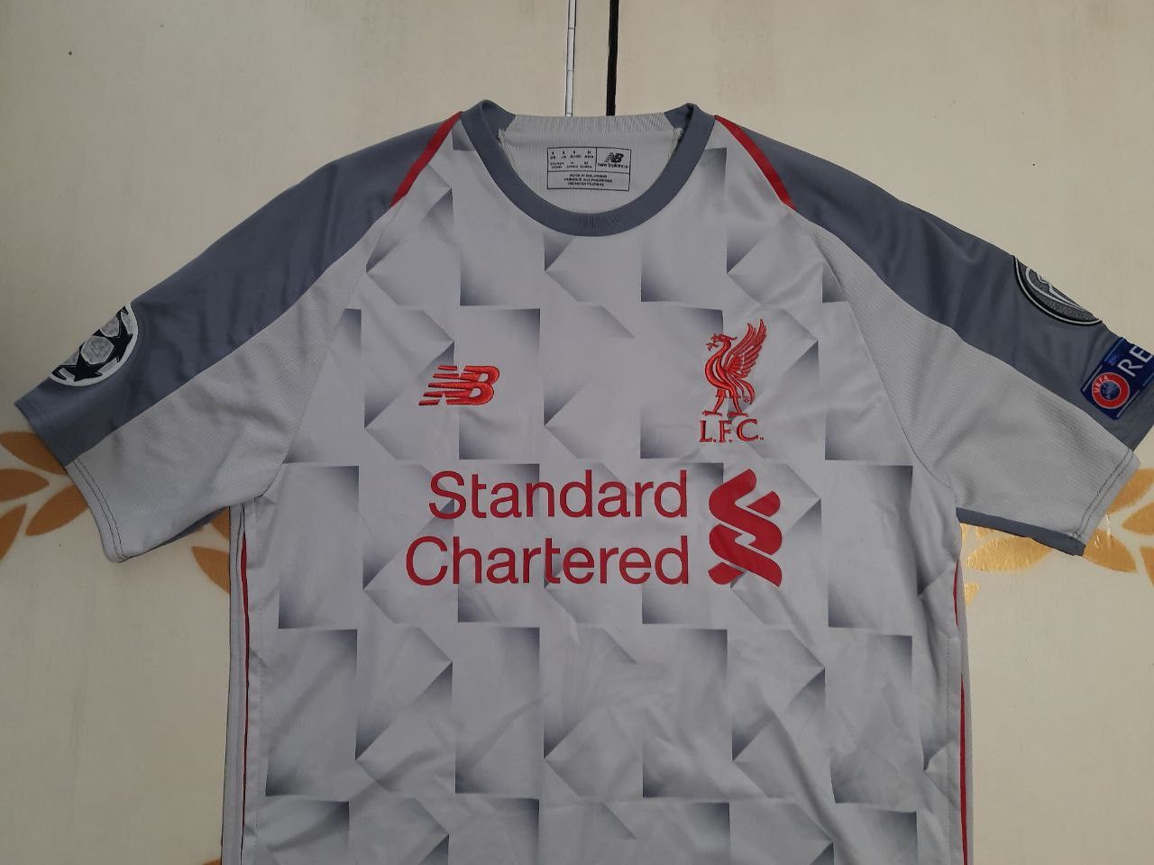 New Balance Liverpool FC 2018/19 Third Jersey UEFA Champions League Size US S / EU 44-46 / 1 - 2 Thumbnail