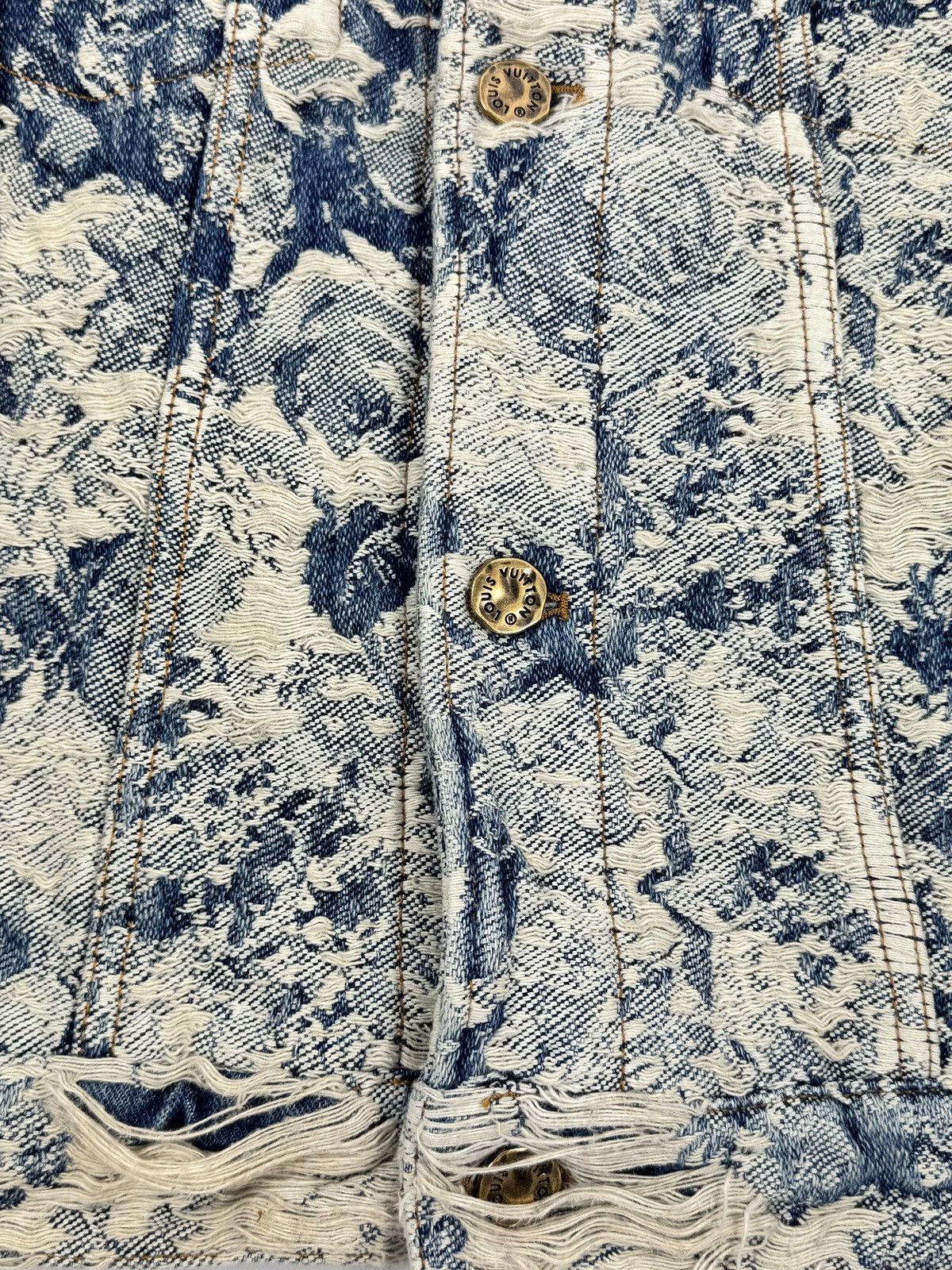 Louis Vuitton x Virgil Abloh 2022 Floral Distressed Denim Jacket Size US M / EU 48-50 / 2 - 4 Thumbnail