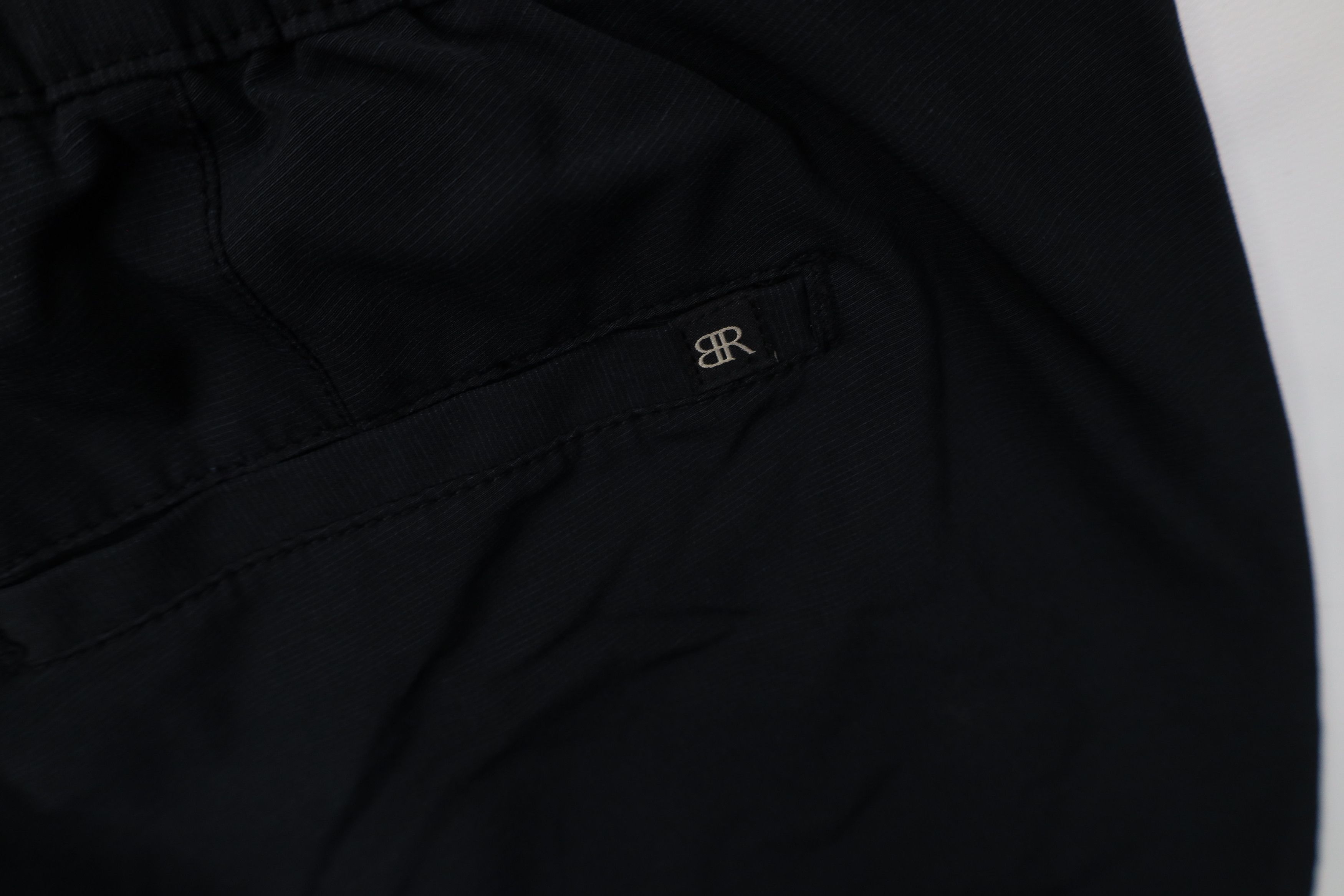 Banana Republic Banana Republic Tech Knit Above Knee Chino Shorts Black Size US 34 / EU 50 - 12 Thumbnail