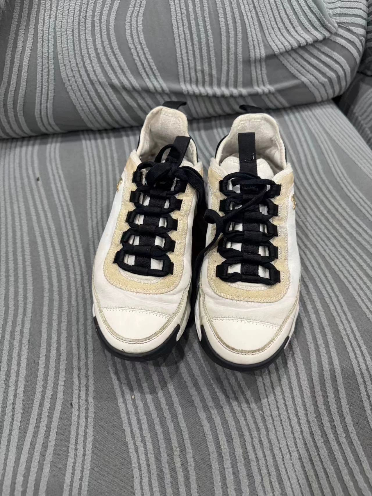 Chanel Chanel Women's Sneakers Size 36 Size US 5.5 / IT 35.5 - 2 Thumbnail