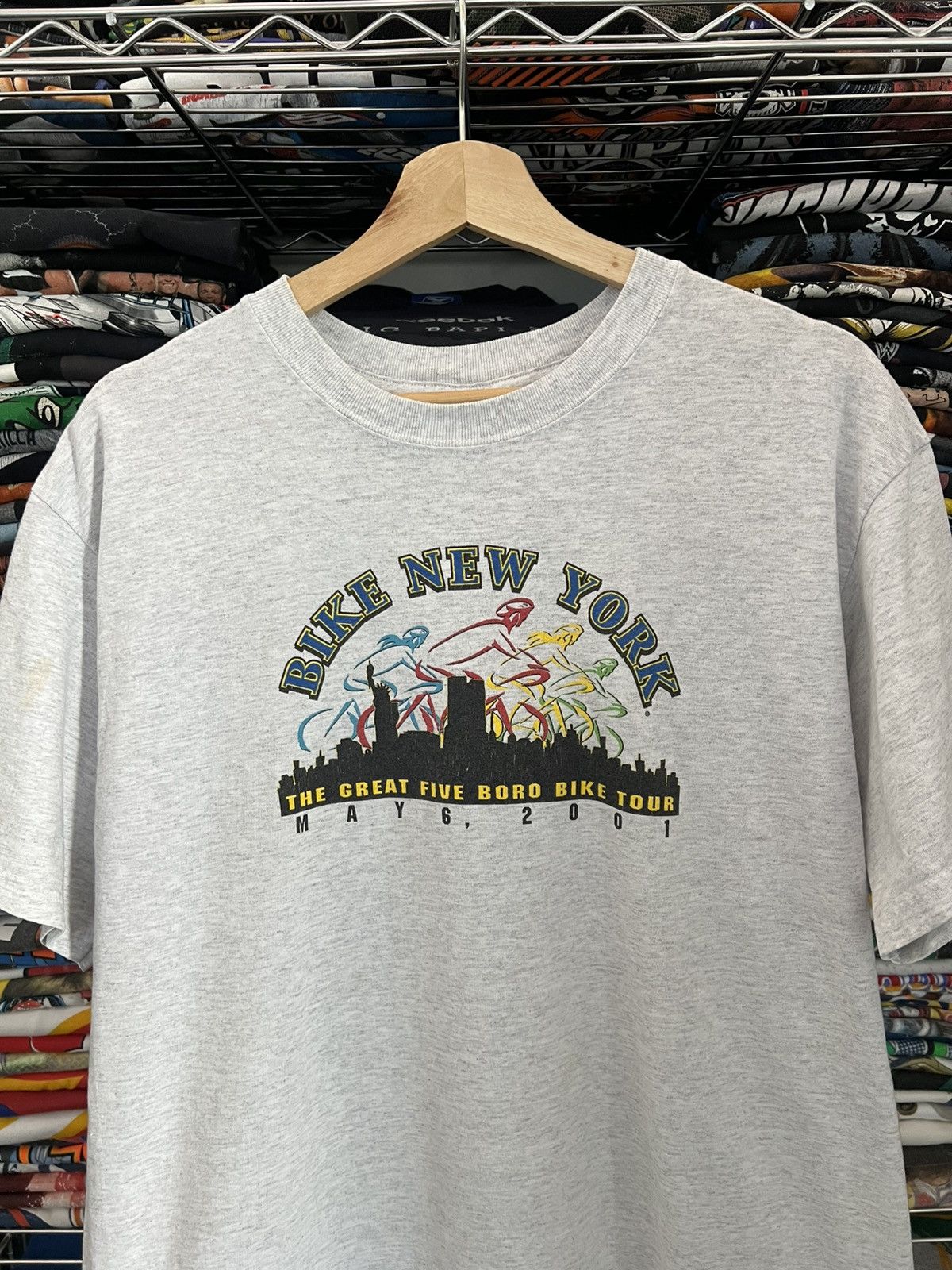 Anvil 2001 Five Boro Bike Tour New York Tee Size US L / EU 52-54 / 3 - 5 Thumbnail