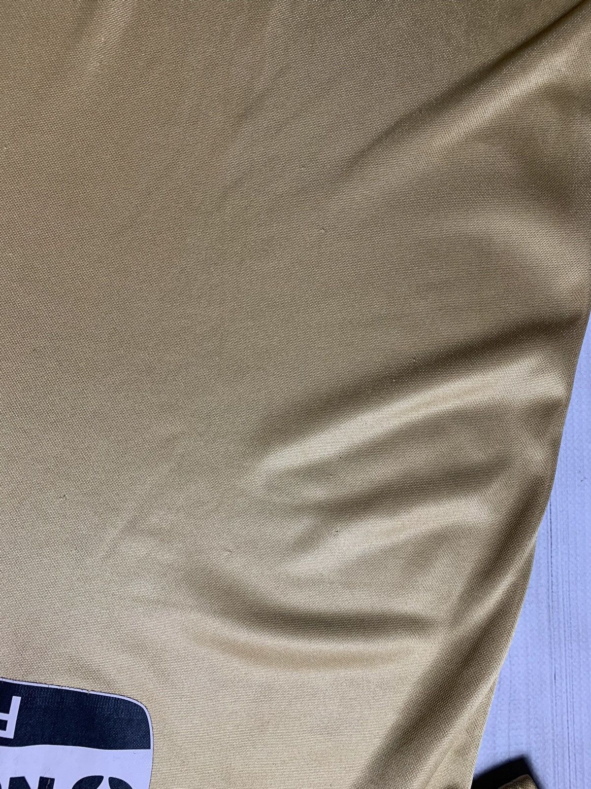 Nike × Vintage Vintage Nike Juventus gold soccer jersey size L away Size US L / EU 52-54 / 3 - 3 Thumbnail