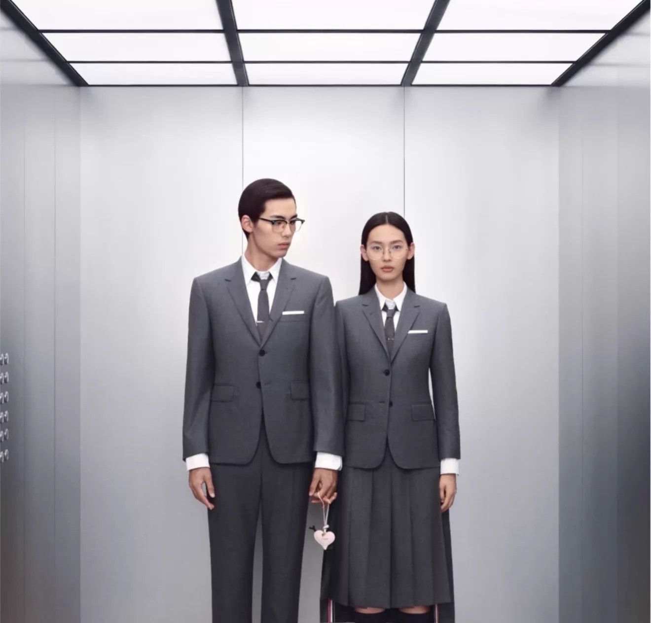Thom Browne Thom Browne Classic Suit Mid Gray Size 1 Size US S / EU 44-46 / 1 - 9 Thumbnail