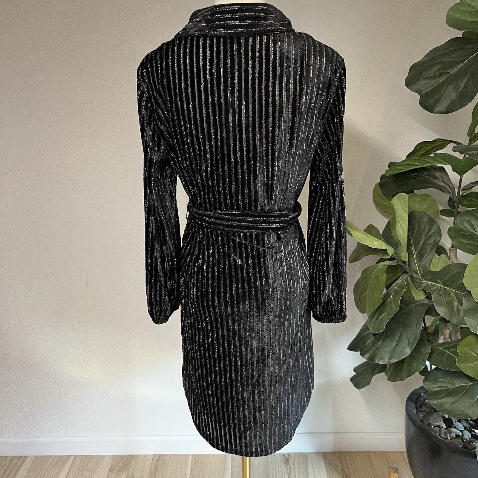 House of Harlow NWT House Of Harlow XS Long Sleeve Metallic Shirt Dress Size XS / US 0-2 / IT 36-38 - 4 Thumbnail