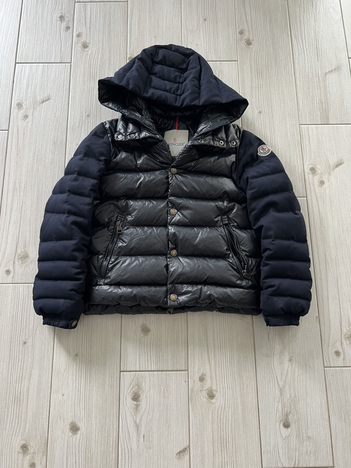 Moncler Moncler Womens Down Puffer Jacket XXS Luxury Designer Size XXS / US 00 / IT 34 - 2 Thumbnail