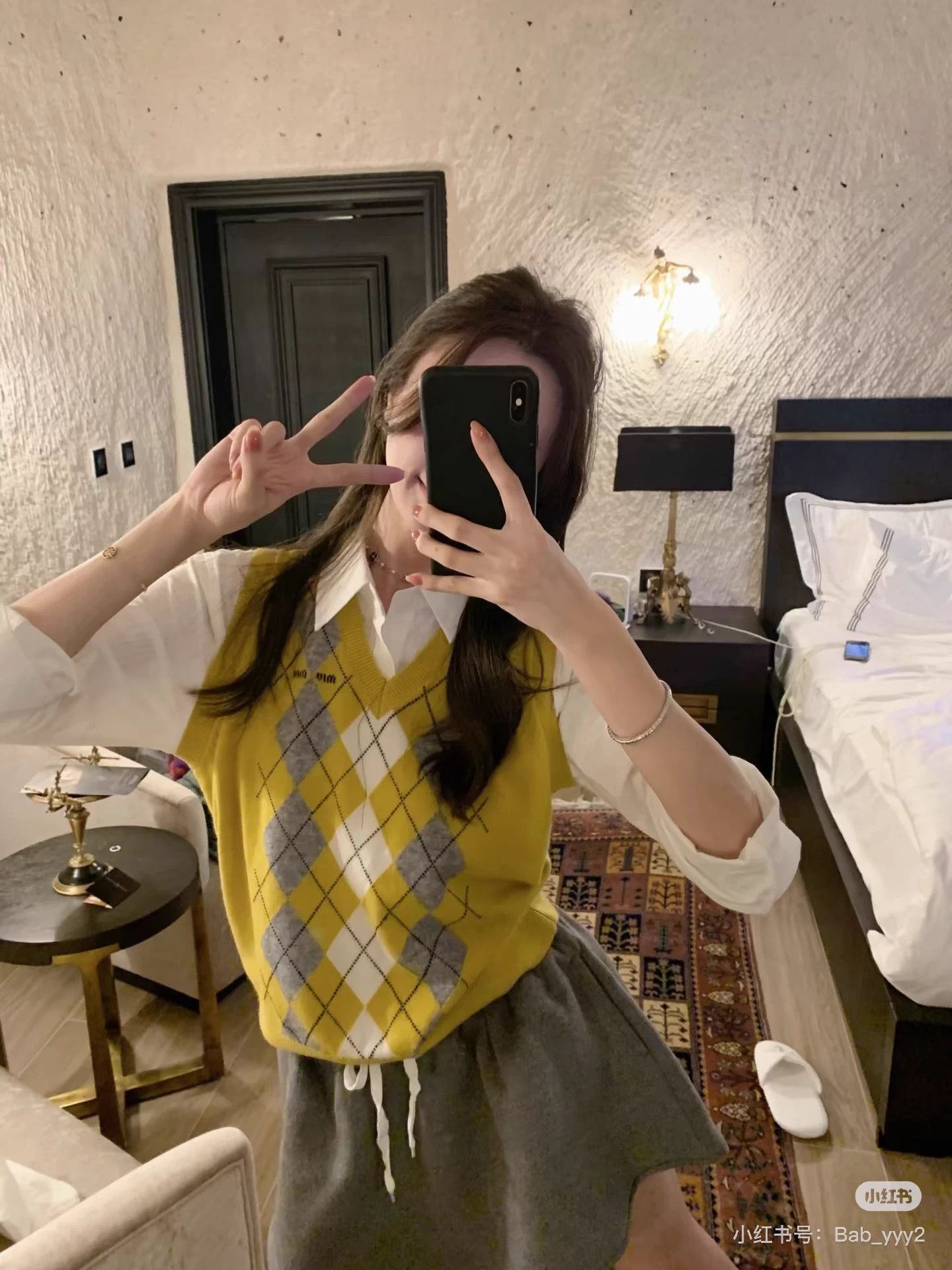 Miu Miu MIU MIU 25 Mustard Yellow Diamond Knit Vest 44 Size XS / US 0-2 / IT 36-38 - 4 Thumbnail