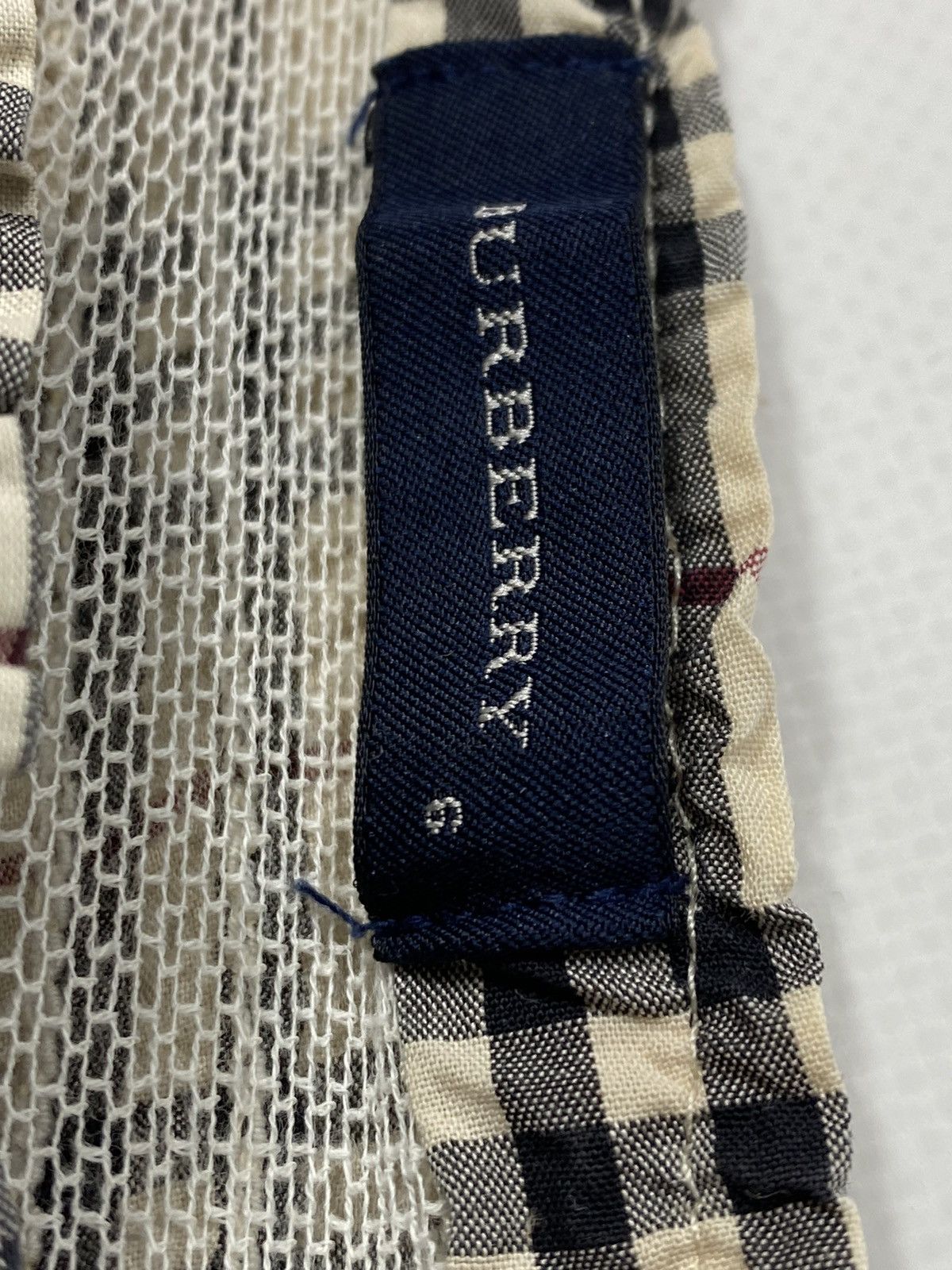 Burberry 🔥LASTDROP🔥 RARE Burberry Nova Check Beige Sport Crop Top Size S / US 4 / IT 40 - 6 Thumbnail