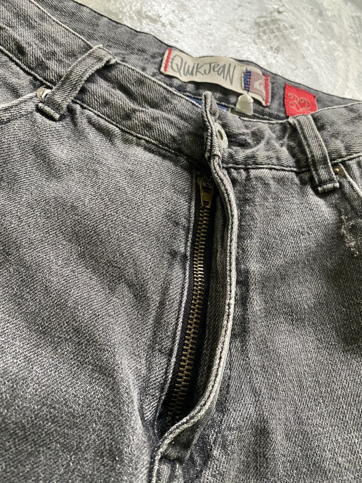 Quiksilver × Vintage Vintage Quiksilver Emberoidery Spellout Denim Short Pants Size US 33 - 11 Thumbnail