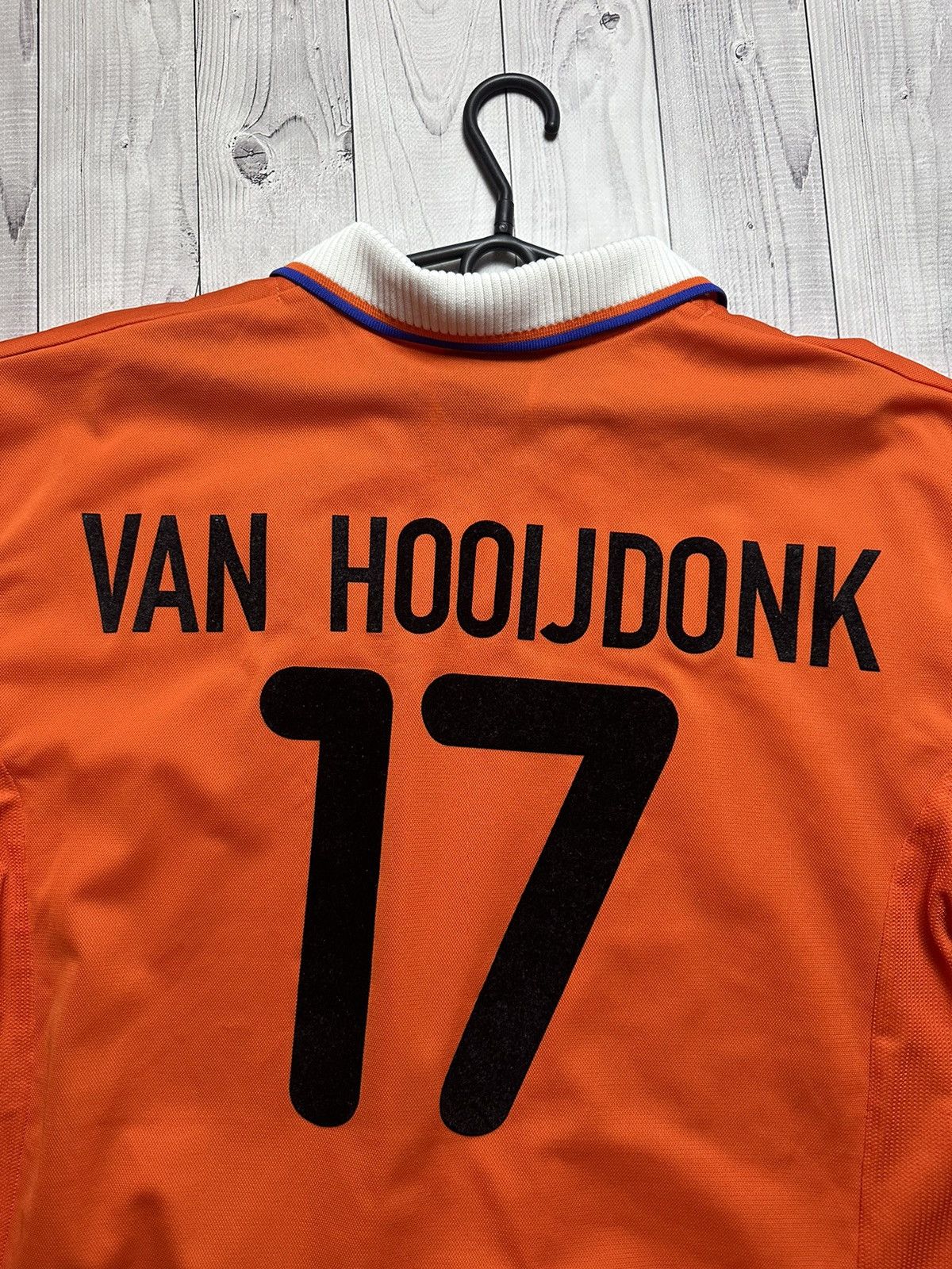 Nike × Vintage Vintage Nike Holland Nederland soccer jersey Van Hooijdonk Size US XL / EU 56 / 4 - 11 Thumbnail