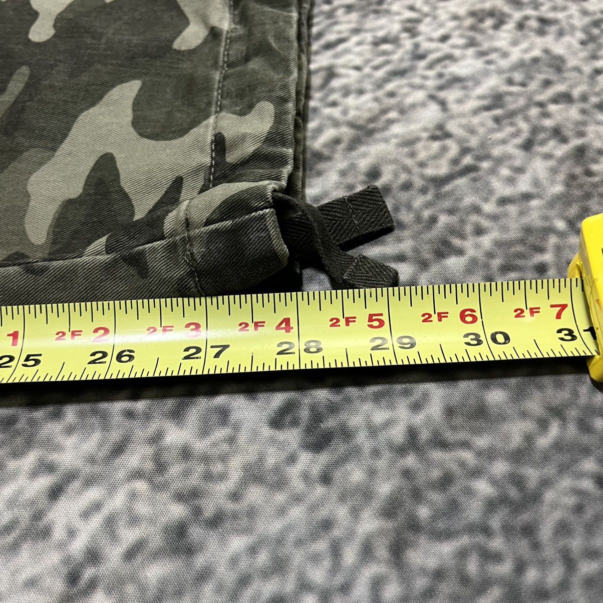 Banana Republic Vintage Banana Republic Camo Cargo Pants 2000s Y2K 38x28 Size US 38 / EU 54 - 15 Thumbnail