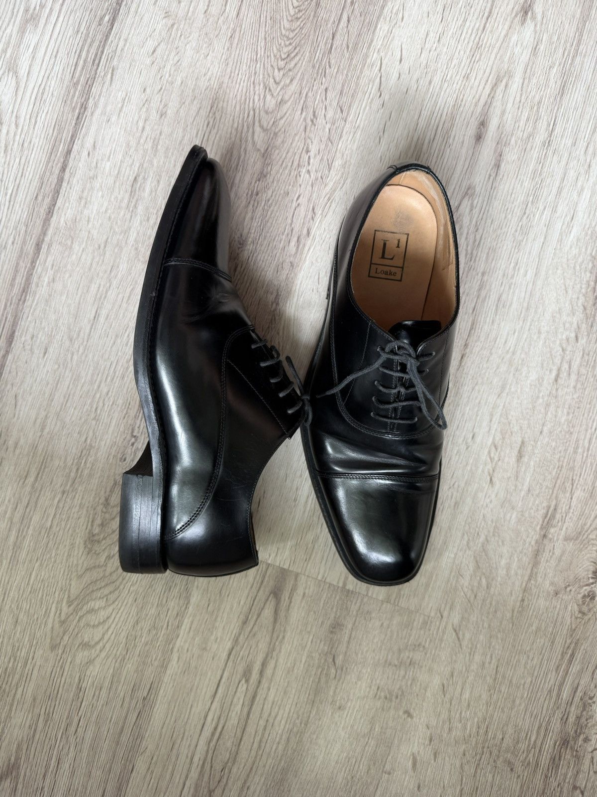 Loake Loake 260B Black Cap Toe Oxford Shoes Goodyear Welted Size US 9 / EU 42 - 15 Thumbnail