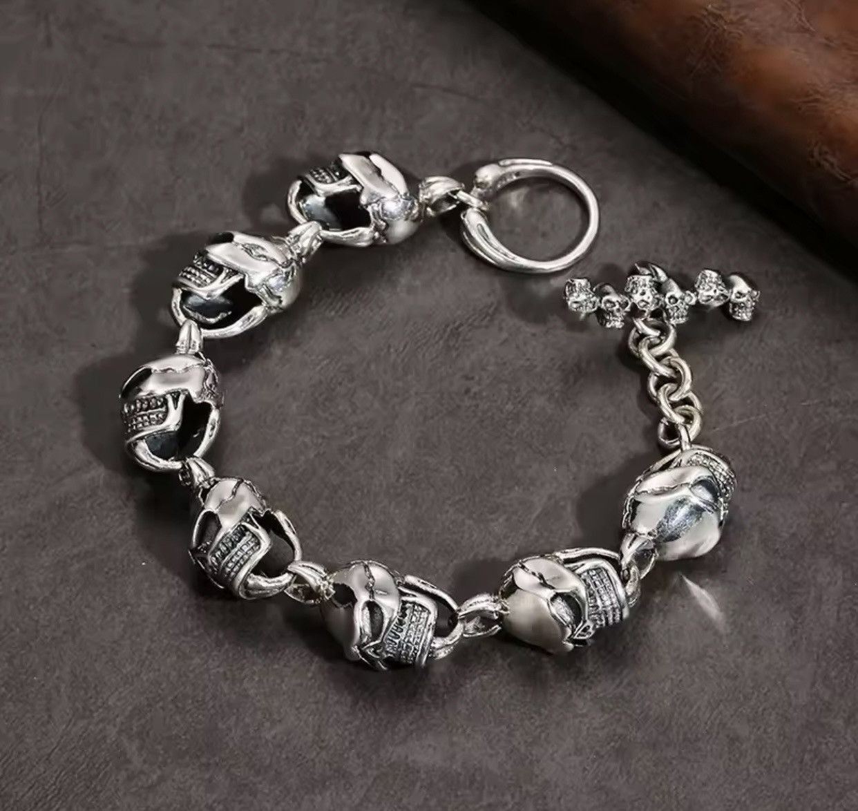 Other Skull Motorcycle Hand Rocker Punk Bracelet Size ONE SIZE - 1 Thumbnail