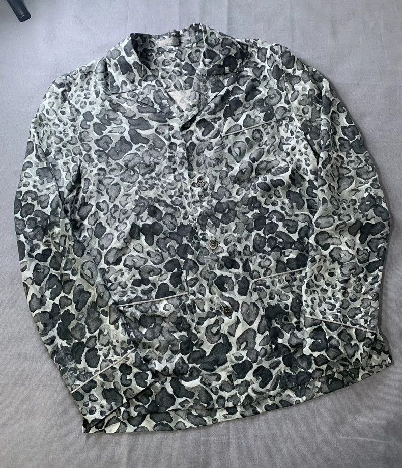 Dior Dior size 38 Leopard print silk shirt 2504-Nextarrow Size US M / EU 48-50 / 2 - 1 Thumbnail
