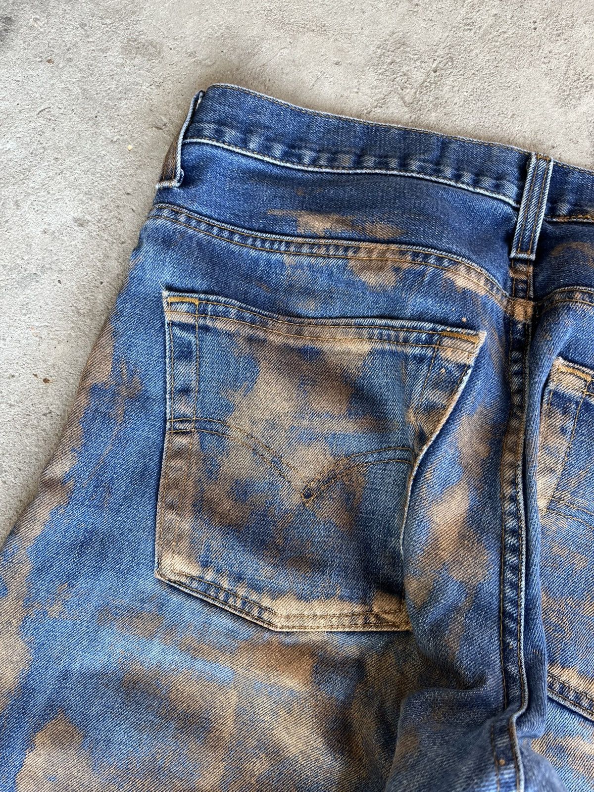 20471120 × If Six Was Nine × Le Grande Bleu (L.G.B.) Dirty Painted Distressed Thrashed Faded Baggy Jeans Y2K Size US 33 - 11 Thumbnail
