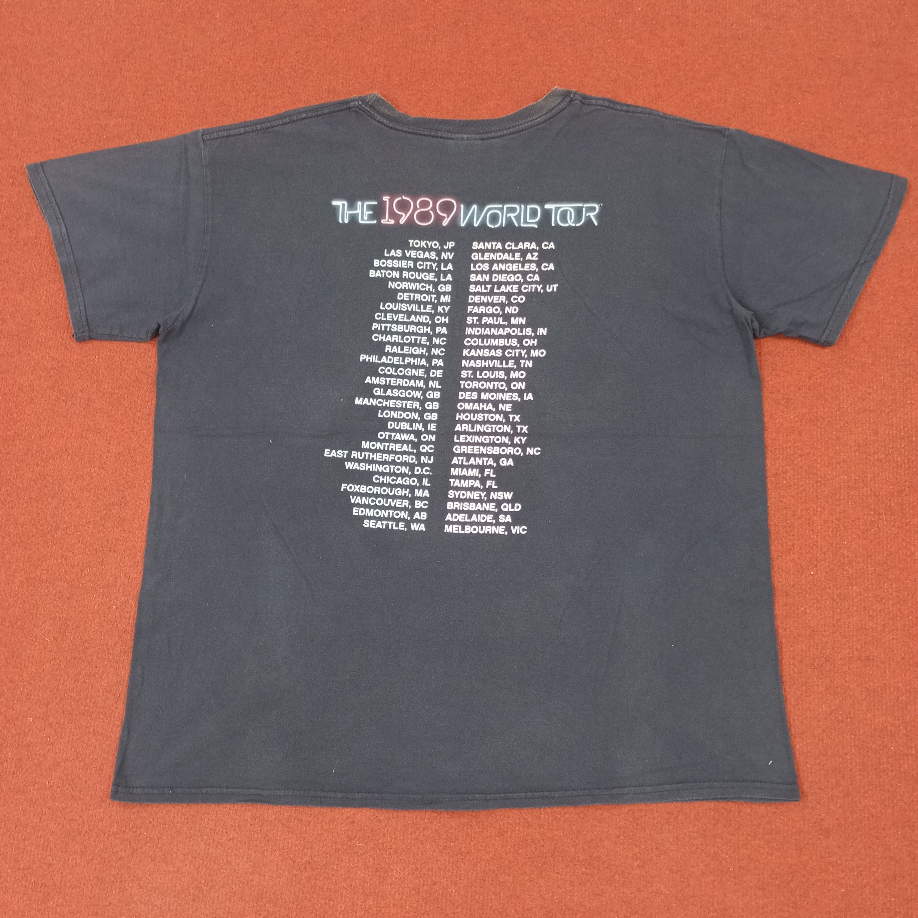 Band Tees × Vintage Taylor Swift Singer Music Tour Tshirt c219n50 Size US XL / EU 56 / 4 - 3 Thumbnail