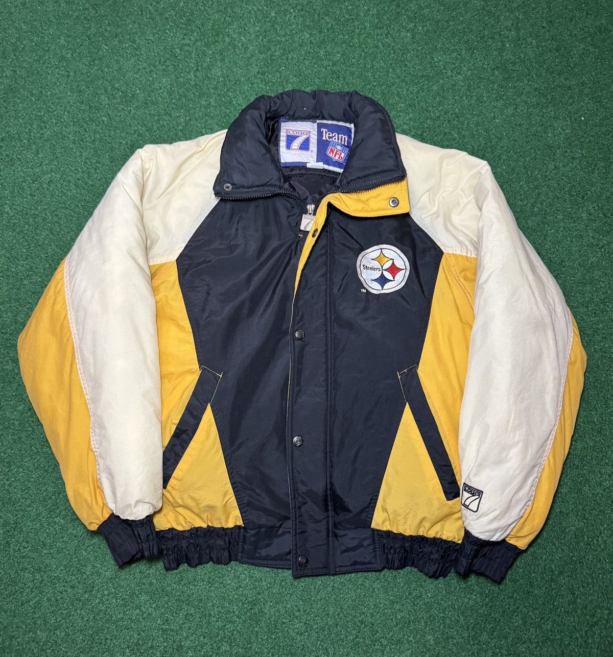 Logo 7 Vintage 90s Pittsburgh Steelers Logo 7 Retro NFL Jacket Size US M / EU 48-50 / 2 - 1 Thumbnail