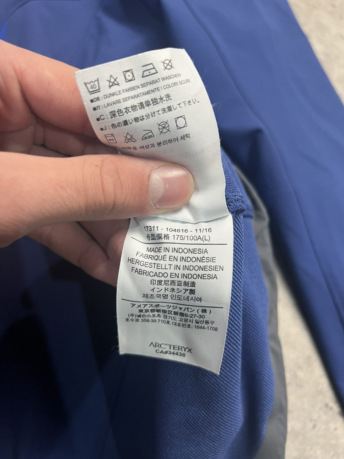 Arc'teryx Arcteryx jacket men’s size S Size US S / EU 44-46 / 1 - 9 Thumbnail