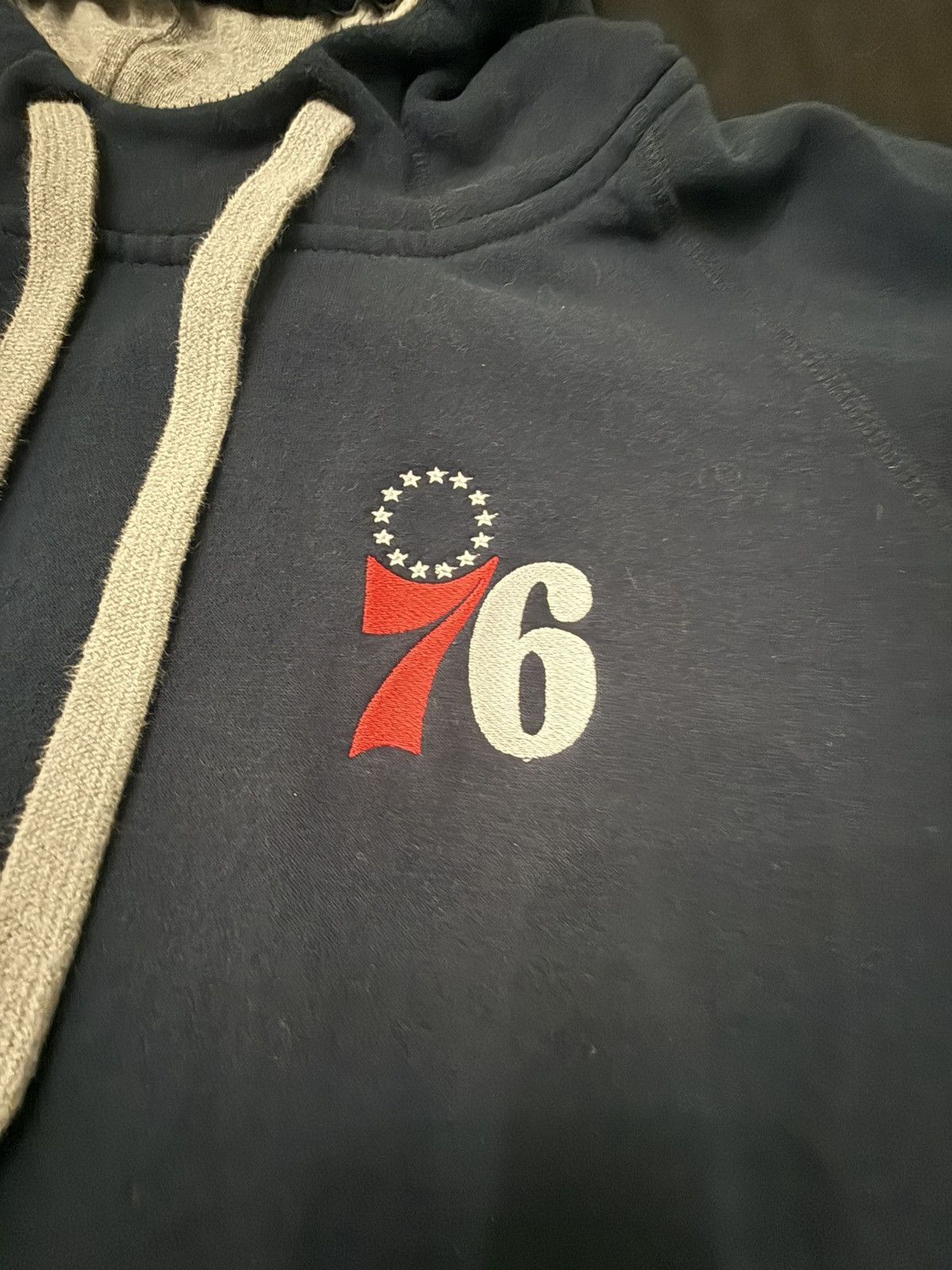 Antigua Antigua NBA Philadelphia 76s hoodie size medium Size US M / EU 48-50 / 2 - 2 Thumbnail