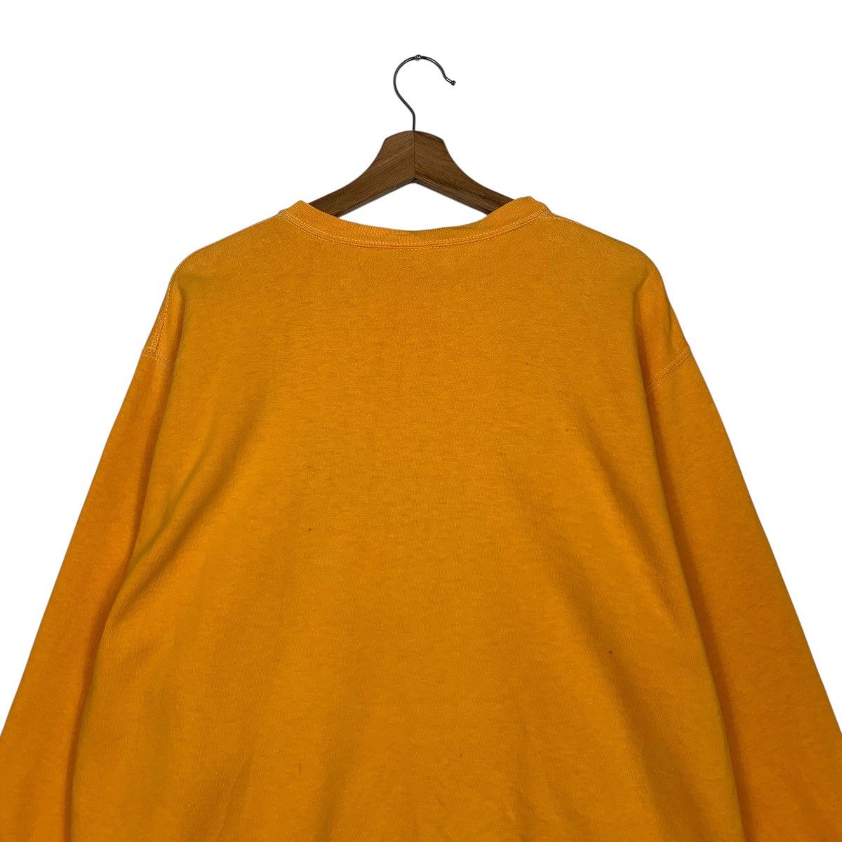 Champion Vintage Y2k CHAMPION Orange Crewneck Sweatshirt #3577-C163 Size US XL / EU 56 / 4 - 12 Thumbnail