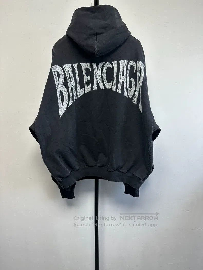 Balenciaga Balenciaga Letter Pattern Printed Hooded Long Sleeve Sweat Size US S / EU 44-46 / 1 - 2 Thumbnail