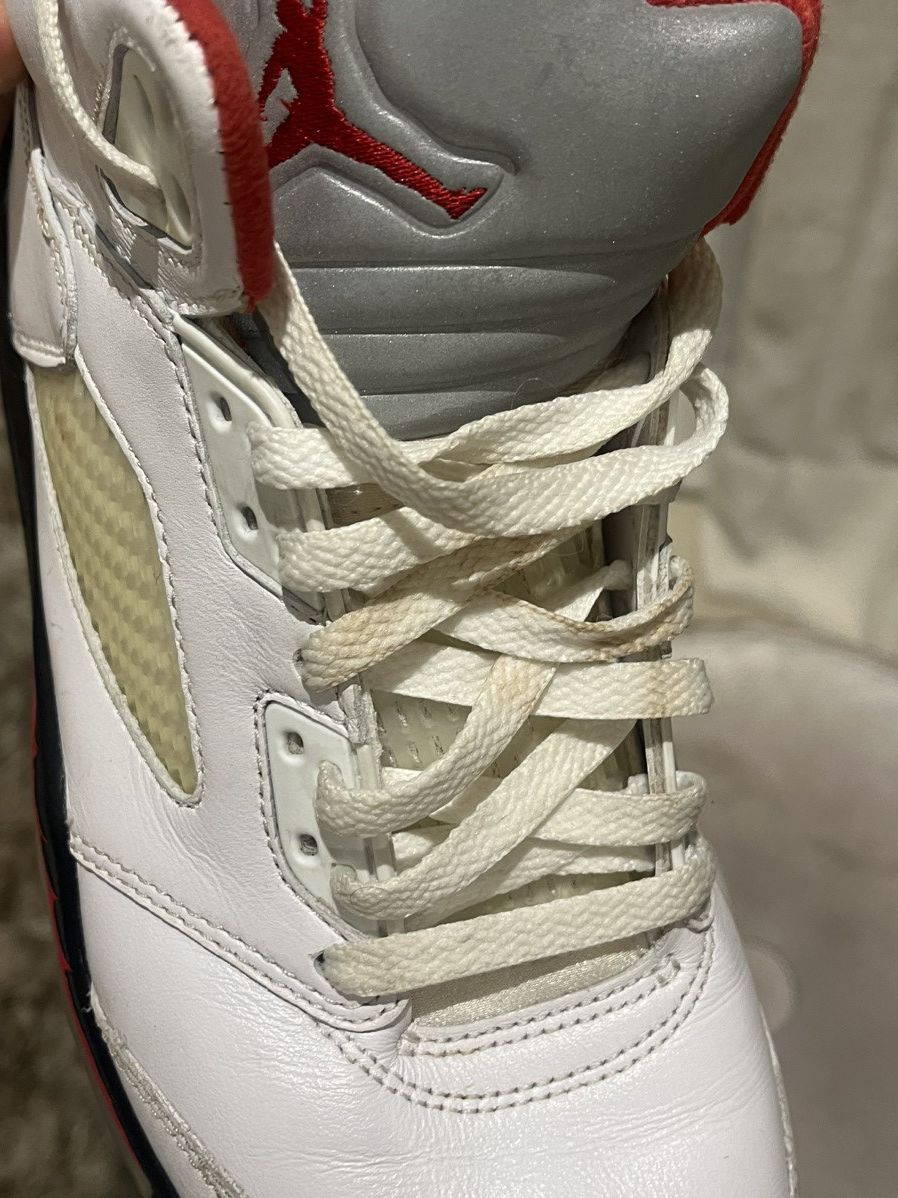 Jordan Brand Nike Air Jordan 5 Retro "Fire Red" Size US 8 / EU 41 - 11 Thumbnail