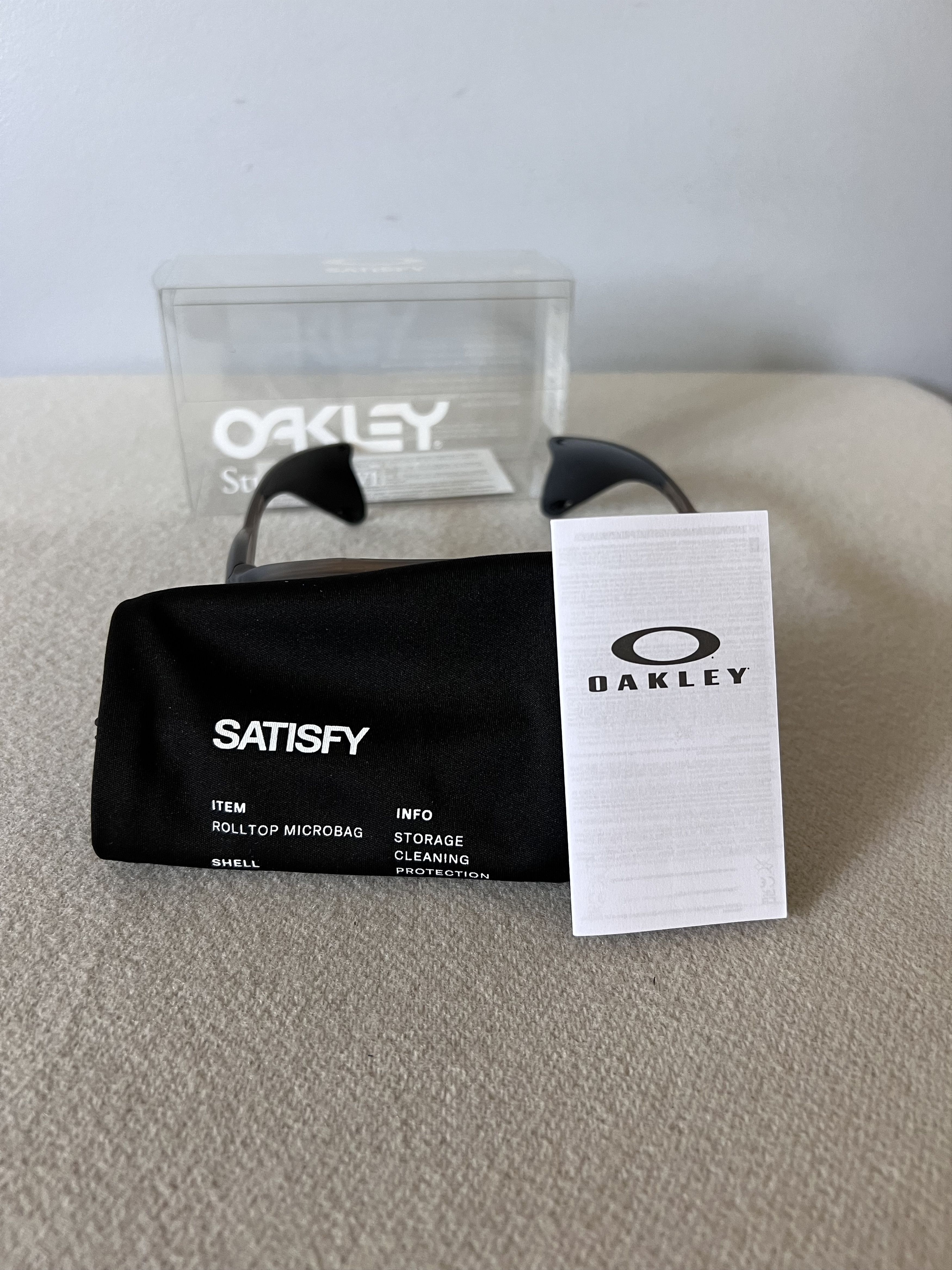 Oakley × Satisfy Satisfy Running Oakley Stunt Devil Sunglasses in Matte Brown Size ONE SIZE - 8 Thumbnail