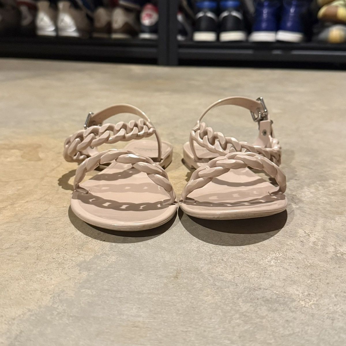 Givenchy Givenchy Nea Jelly Chain Strap Flat Sandals Rose Nude EU 37 Size US 7 / IT 37 - 4 Thumbnail