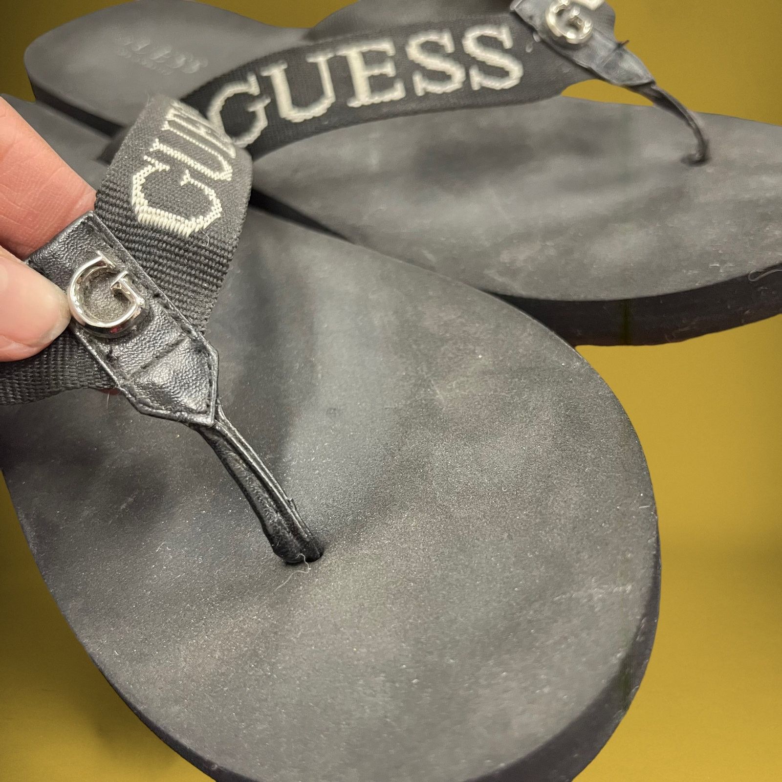 Guess Guess Flip Flops Sz 10.5-11 (11" Preppy Metal G Thongs Beach Size US 10.5 / IT 40.5 - 5 Thumbnail