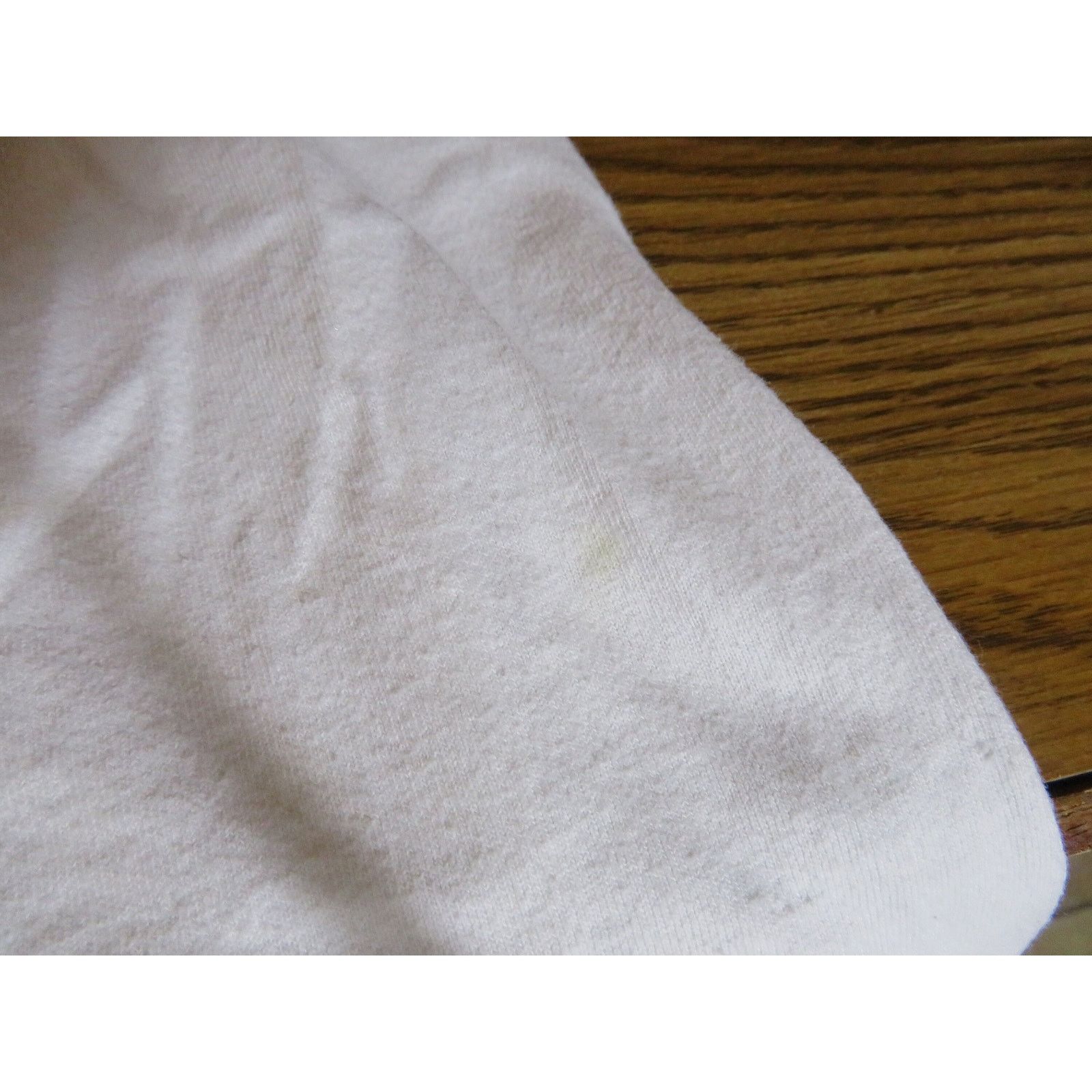 Other Jesus Lives Here Heart House White T-shirt Sz L 1990s Size US L / EU 52-54 / 3 - 5 Thumbnail