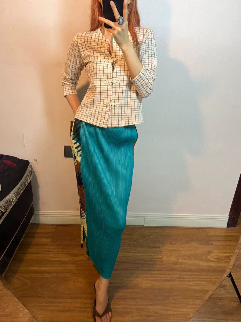 Issey Miyake Issey Miyake size:3 A light blue skirt Size 42" / US 20 - 8 Thumbnail