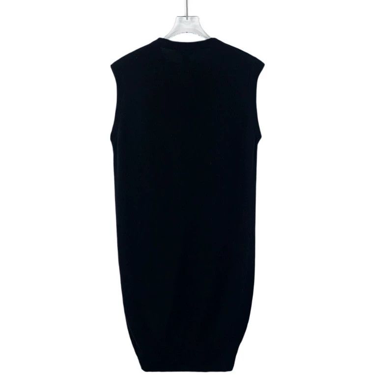 Louis Vuitton Louis Vuitton Black monogrammed and diamond-encrusted wool Size XS / US 0-2 / IT 36-38 - 2 Thumbnail