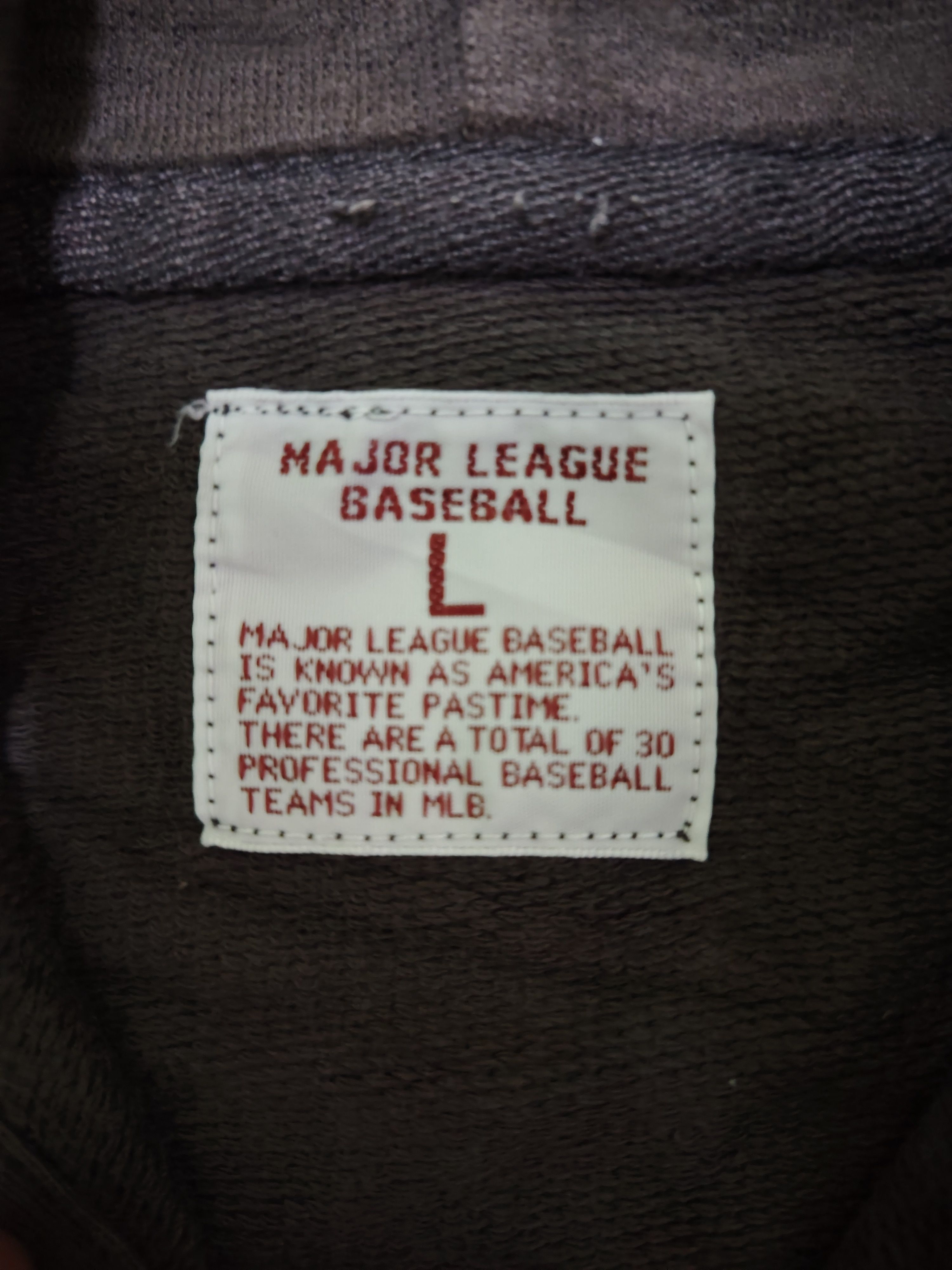 MLB 2017 MLB Cleveland Indians x Uniqlo Hoodie Size US L / EU 52-54 / 3 - 6 Thumbnail
