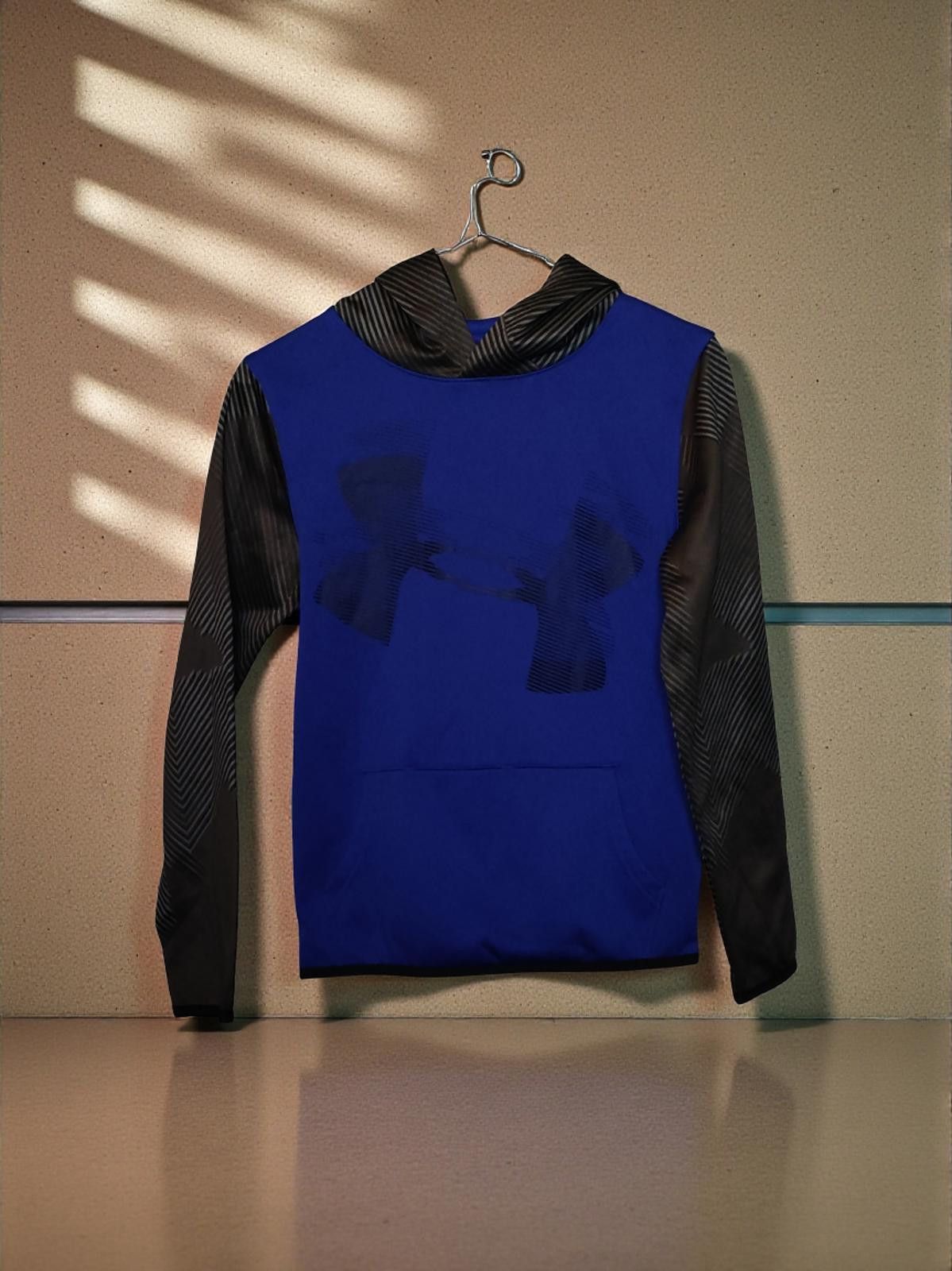 Under Armour Under Armour Boys' Large Blue and Black Hoodie Size US L / EU 52-54 / 3 - 3 Thumbnail