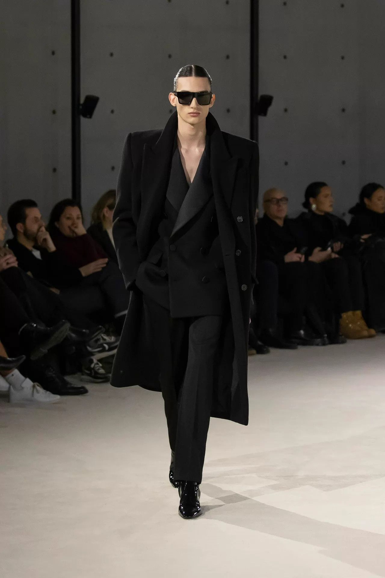 Saint Laurent Paris Saint Laurent SLP23FW Black DB Wide-Shoulder Tux 44 Size 44R - 7 Thumbnail