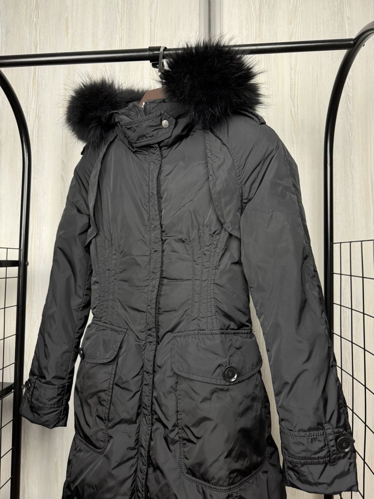 Moncler Moncler Black real fur long down jacket women’s size 0 Size XS / US 0-2 / IT 36-38 - 7 Thumbnail
