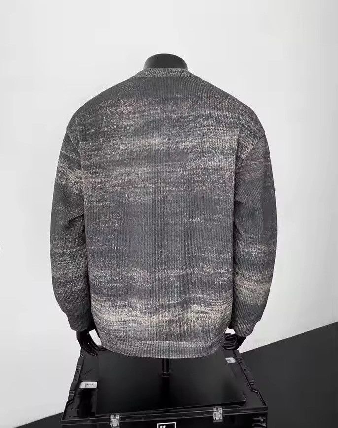 Japanese Brand Contrast Color Round Neck Loose Sweatshirt Size US XXL / EU 58 / 5 - 2 Thumbnail