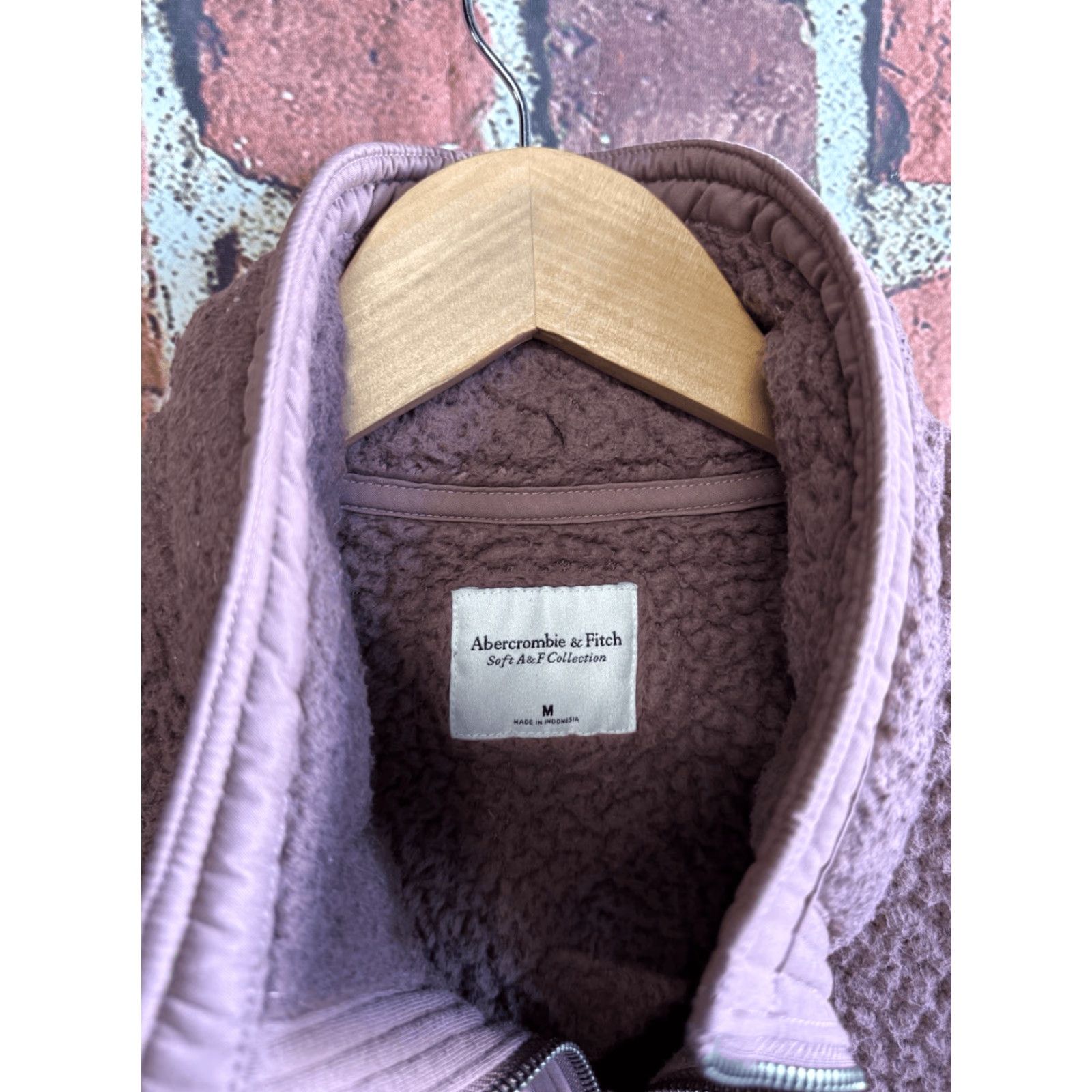 Abercrombie & Fitch Abercrombie & Fitch Sweatshirt Womens Purple Fleece 1/4 Zip Mock Neck Size M Size M / US 6-8 / IT 42-44 - 3 Thumbnail