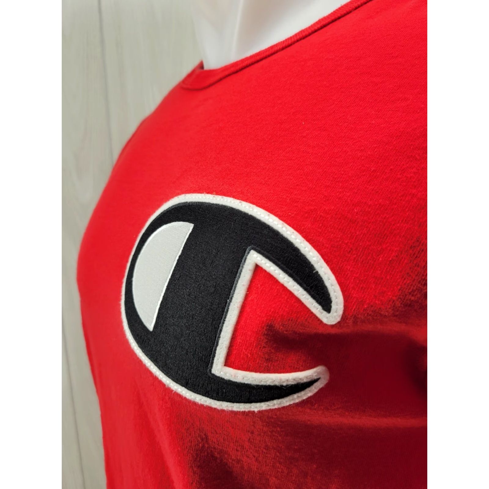 Champion VINTAGE Champion Long Sleeve Tee T-Shirt Red Cotton Men's Medium Big C Logo Shirt Womens? No correct gender: Men's Size US M / EU 48-50 / 2 - 4 Thumbnail