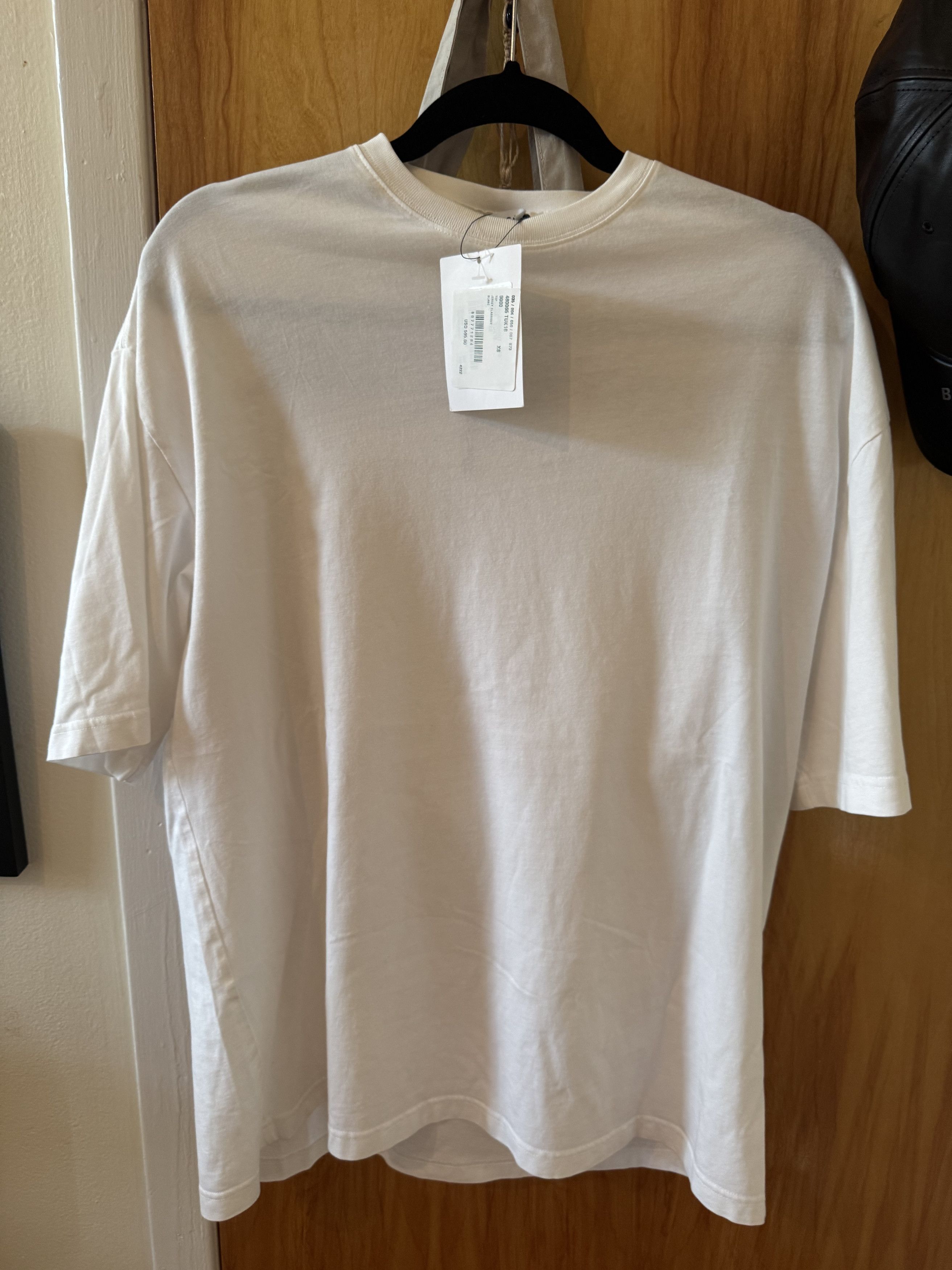 Balenciaga Balenciaga Femme Fatale T-Shirt Size US XS / EU 42 / 0 - 5 Thumbnail
