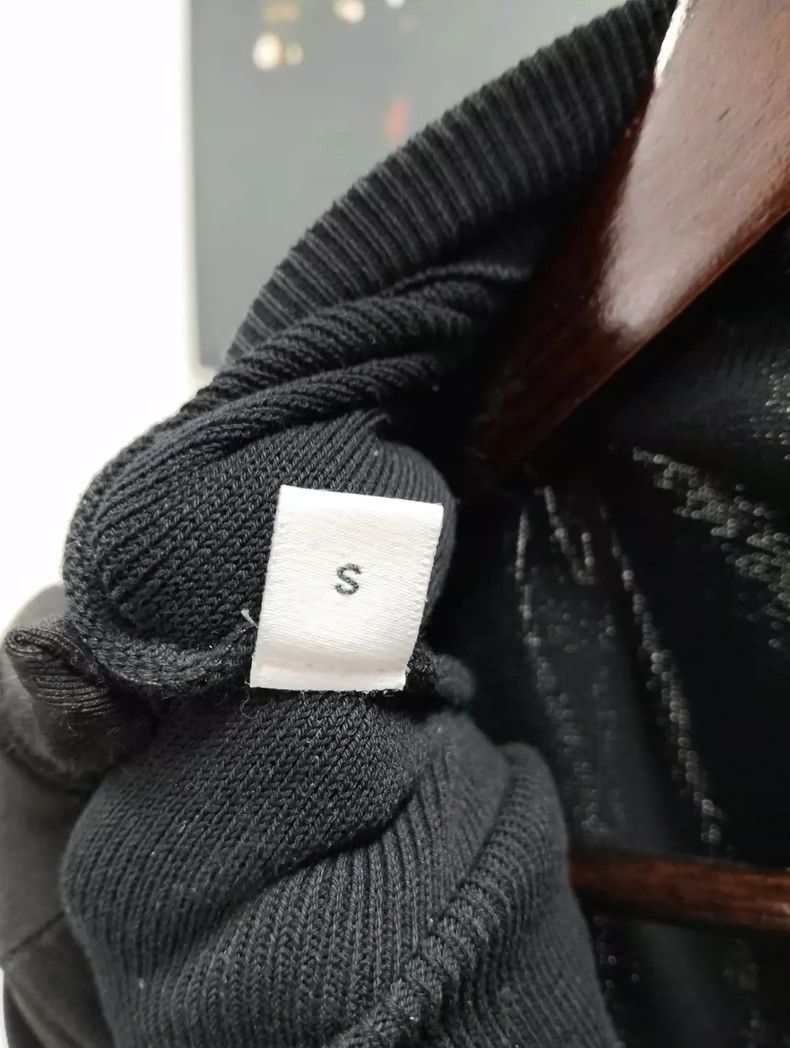 Givenchy Givenchy Black crewneck knit sweater size S Size US S / EU 44-46 / 1 - 3 Thumbnail
