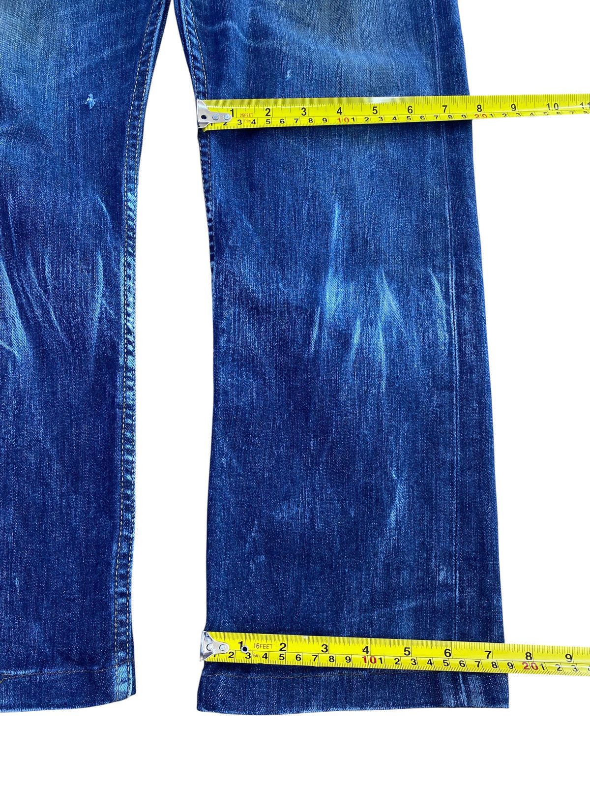Levi's Vintage Levi’s 513 Dark Blue Wash Style Loose Jeans Size US 32 / EU 48 - 8 Thumbnail