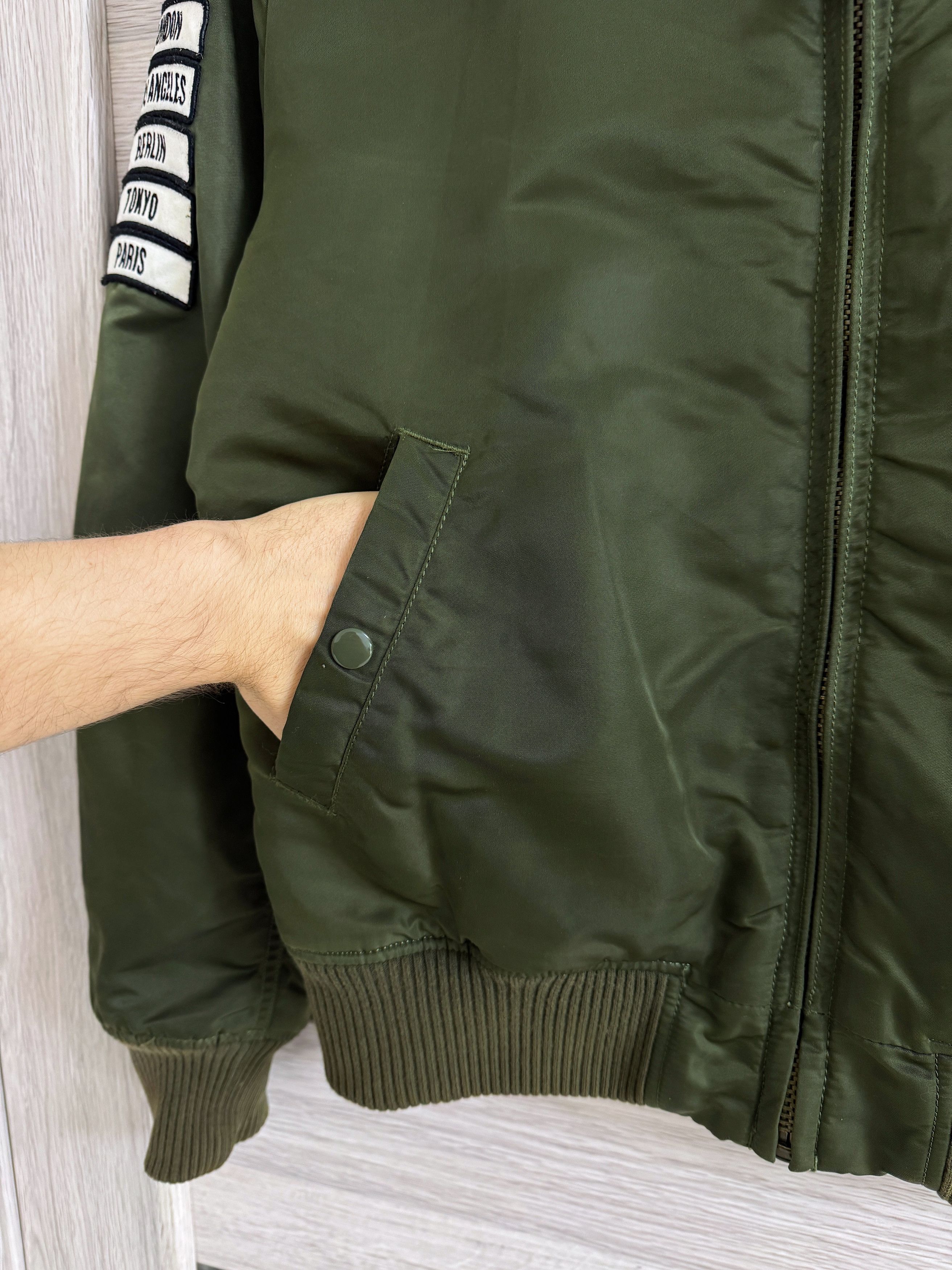 Alpha Industries Alpha Industries MA-1 TT Flying Bomber Jacket Size US M / EU 48-50 / 2 - 9 Thumbnail