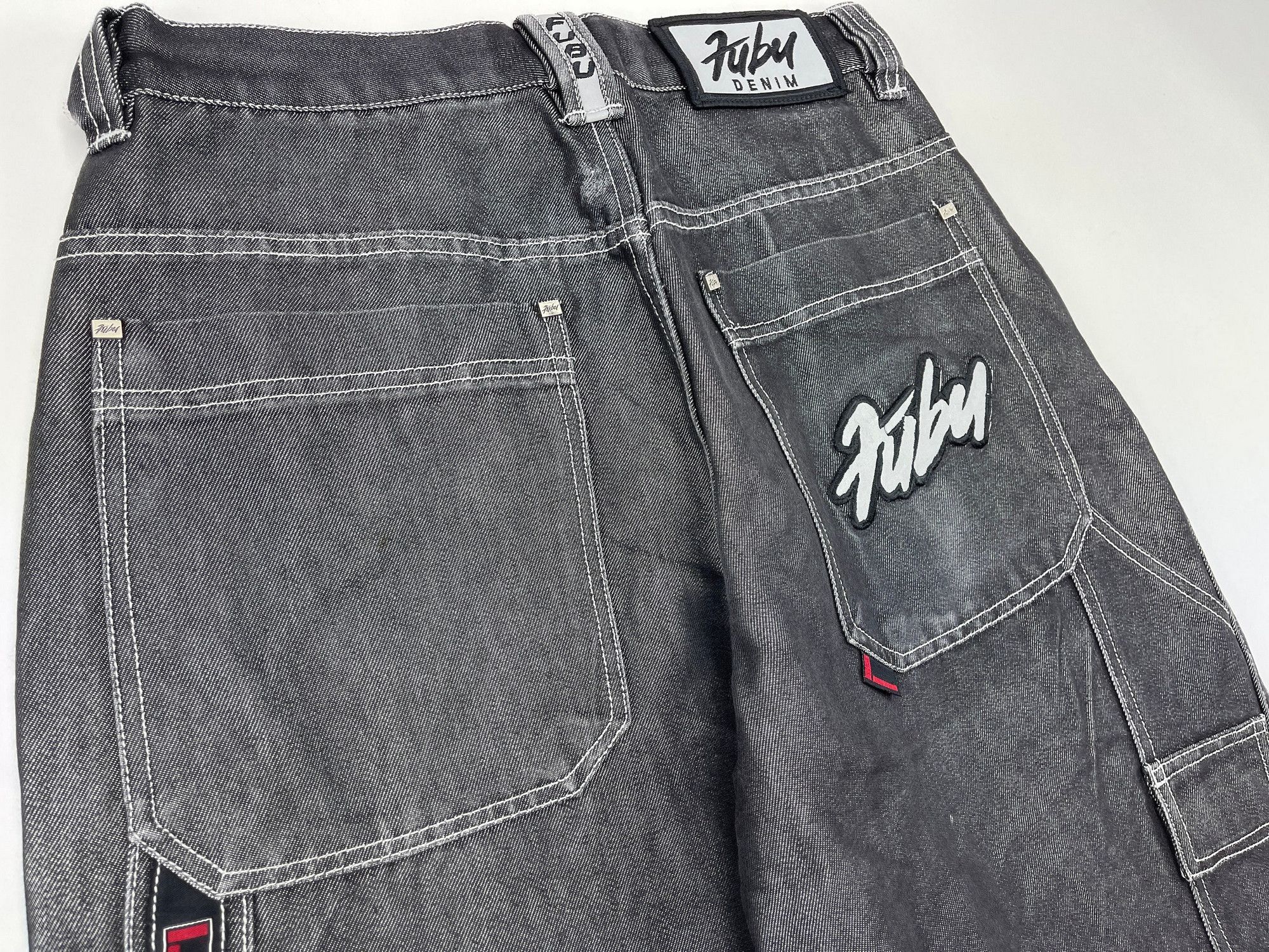 Fubu FUBU jeans, shiny black vintage baggy, silver metallic, W 30 Size US 30 / EU 46 - 5 Thumbnail