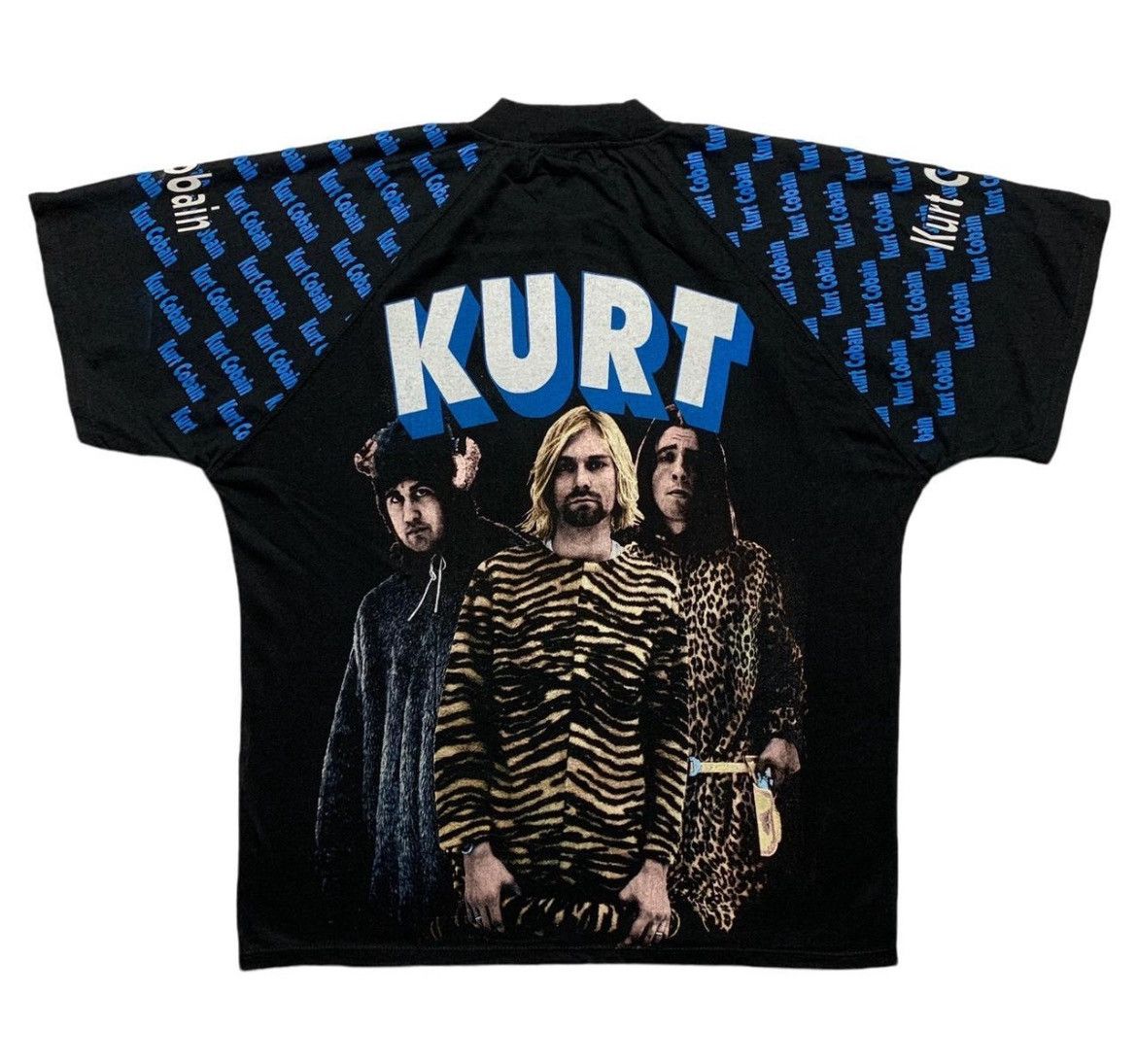 Band Tees Rare Vintage 90s Kurt Cobain Nirvana Grunge Band Tshirt Size US XL / EU 56 / 4 - 2 Thumbnail