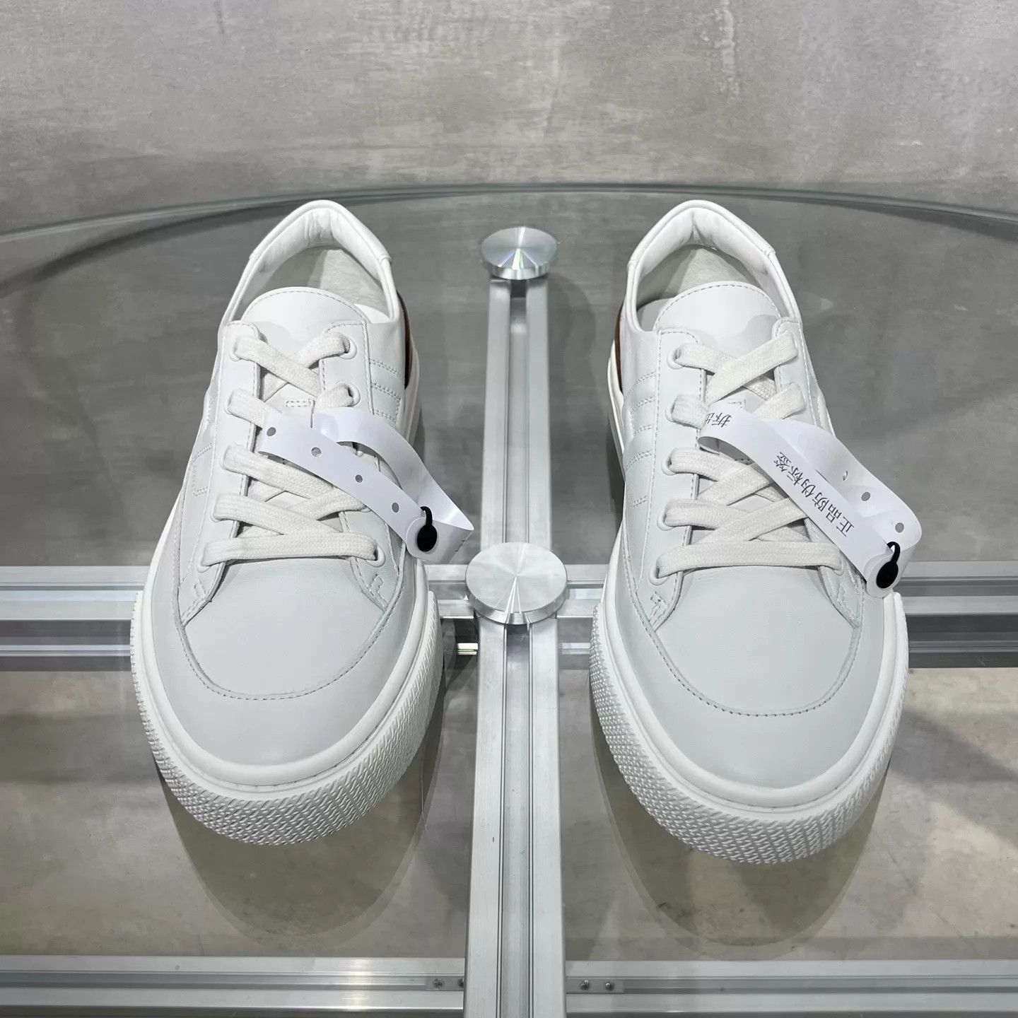 Hermes White Low-Top Sneakers Size 7 Size US 7 / EU 40 - 1 Thumbnail
