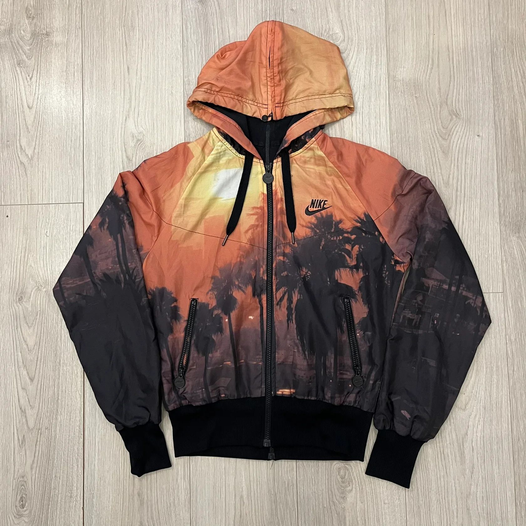 Nike Nike 'Beach Sunset' Split Windbreaker WMNS Size M / US 6-8 / IT 42-44 - 1 Thumbnail